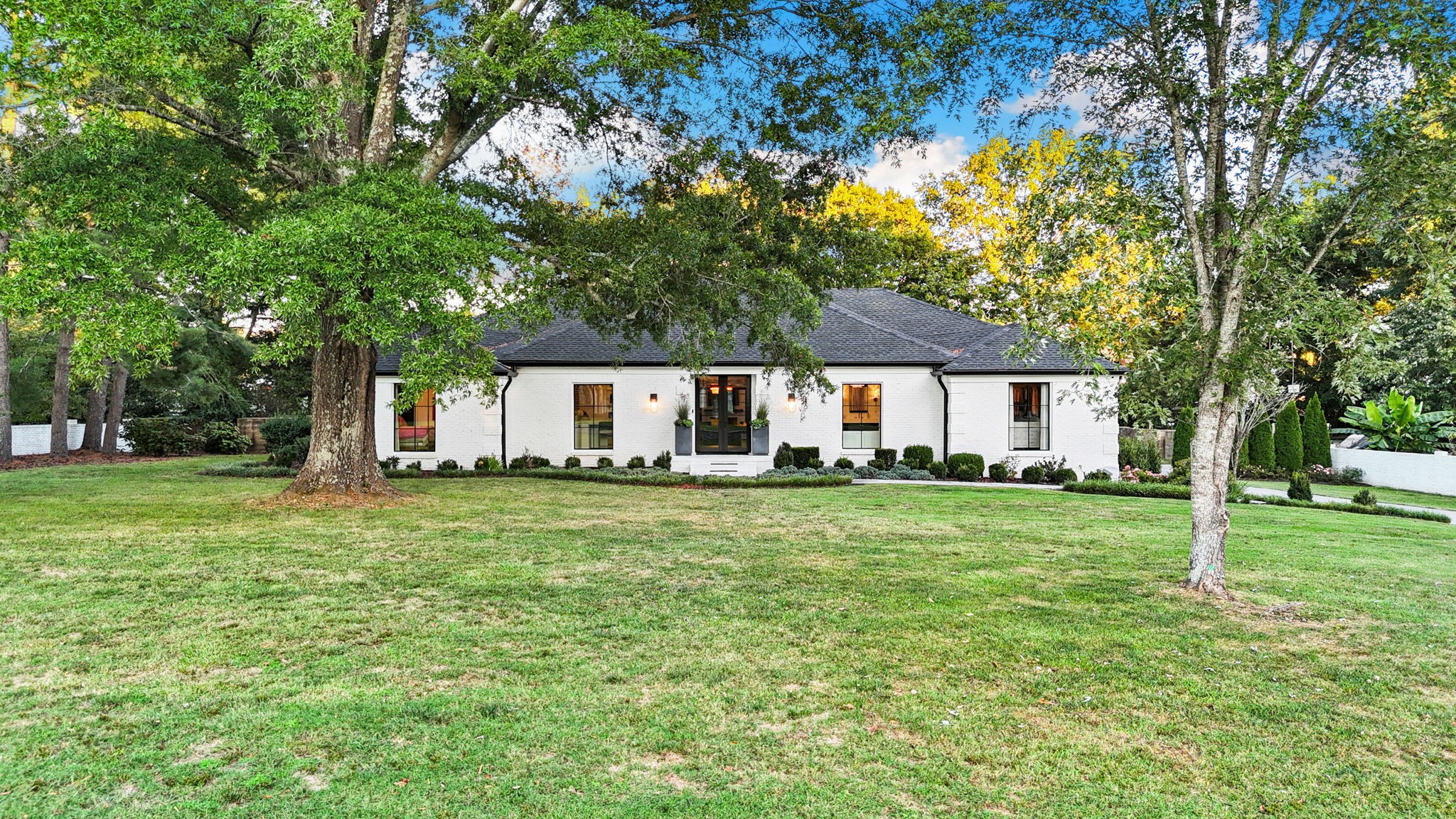 6312 Chickering Cir