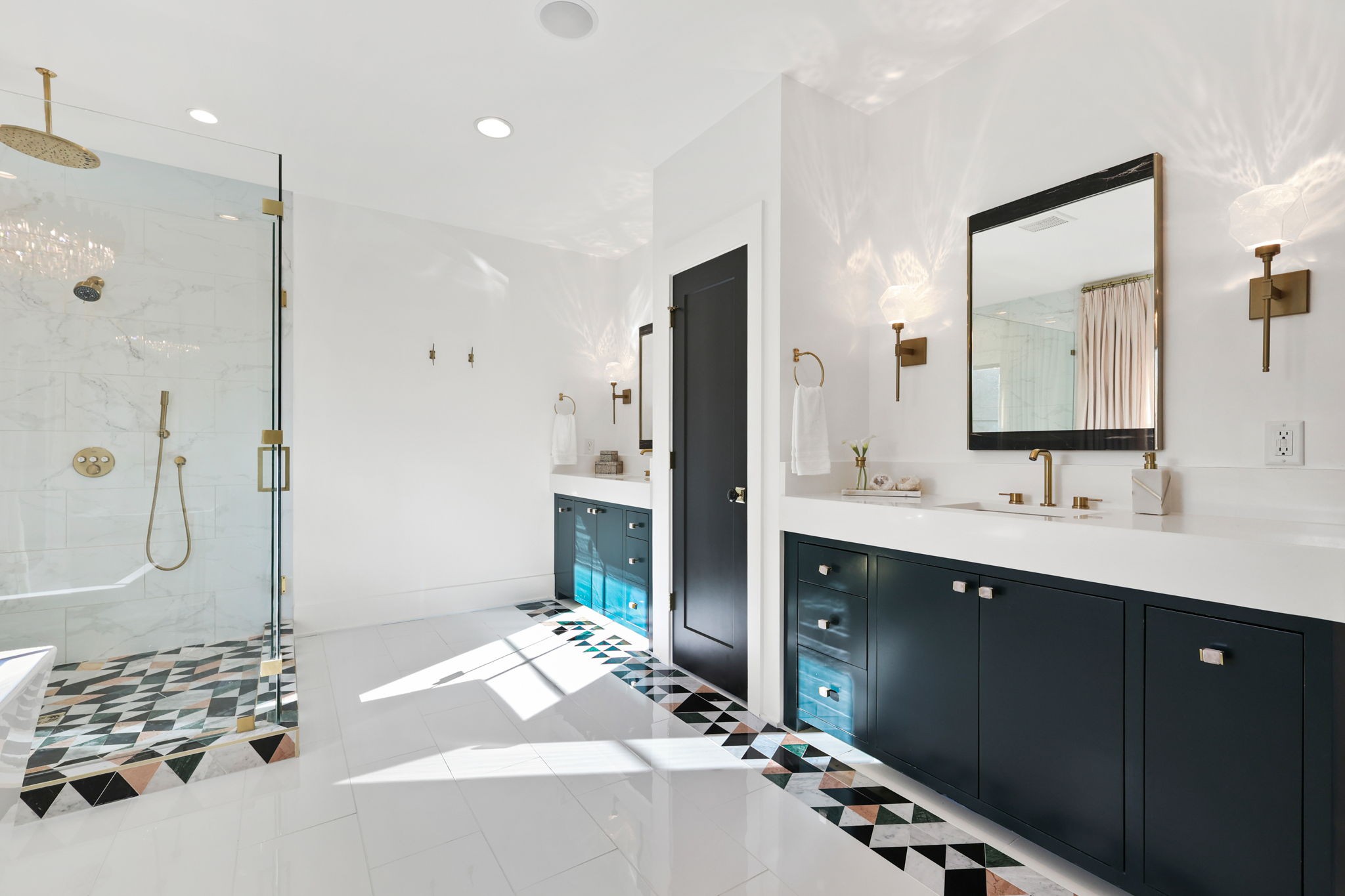 6312 Chickering Cir