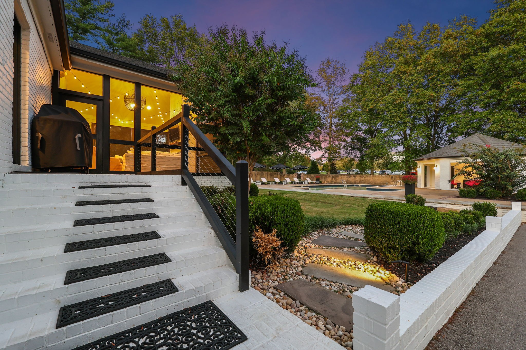 6312 Chickering Cir