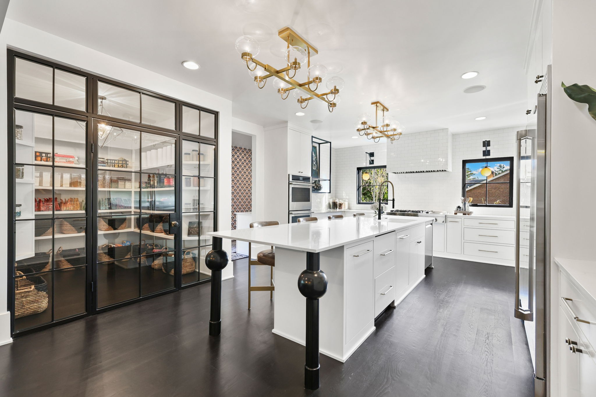 6312 Chickering Cir