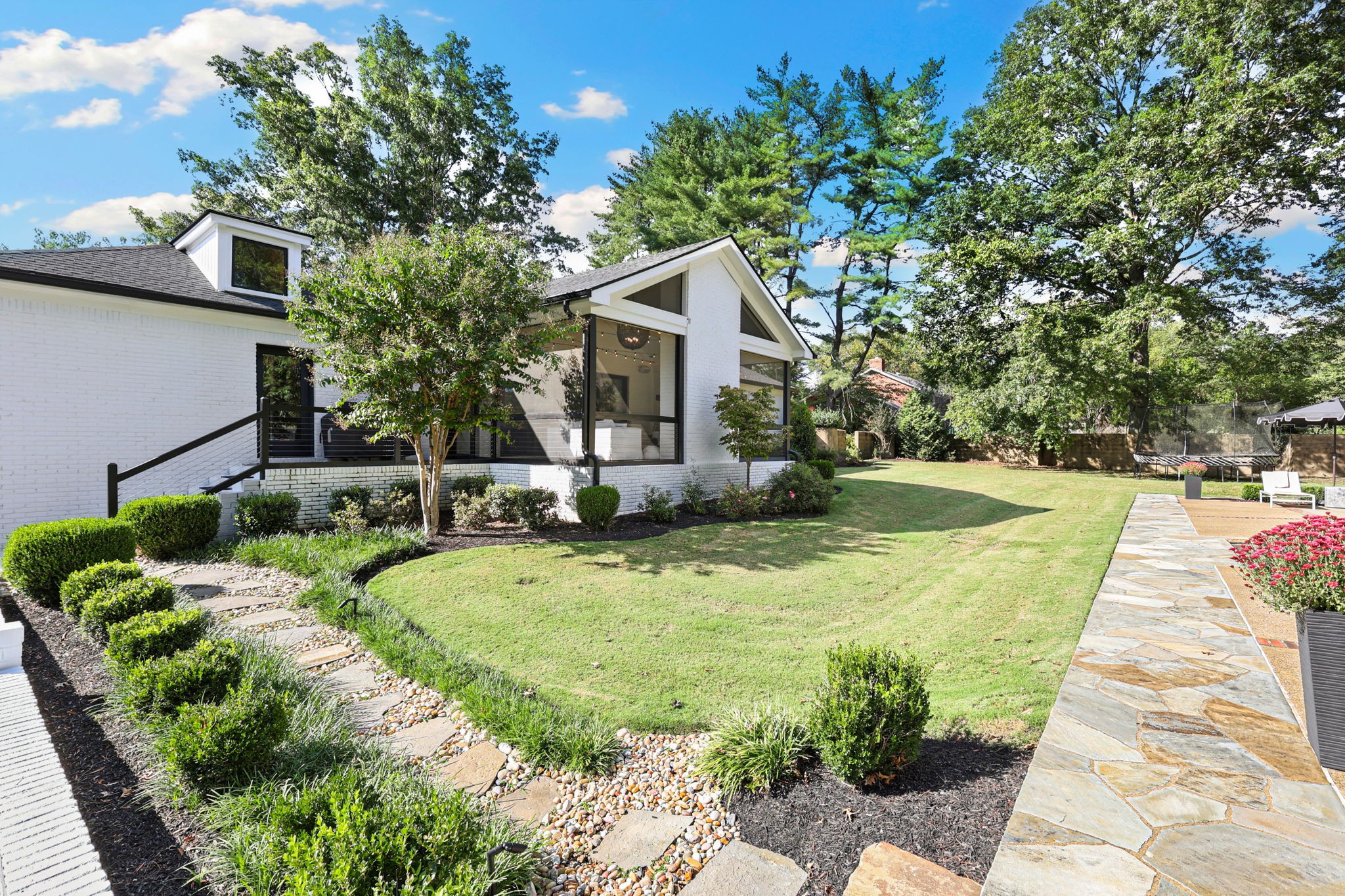 6312 Chickering Cir