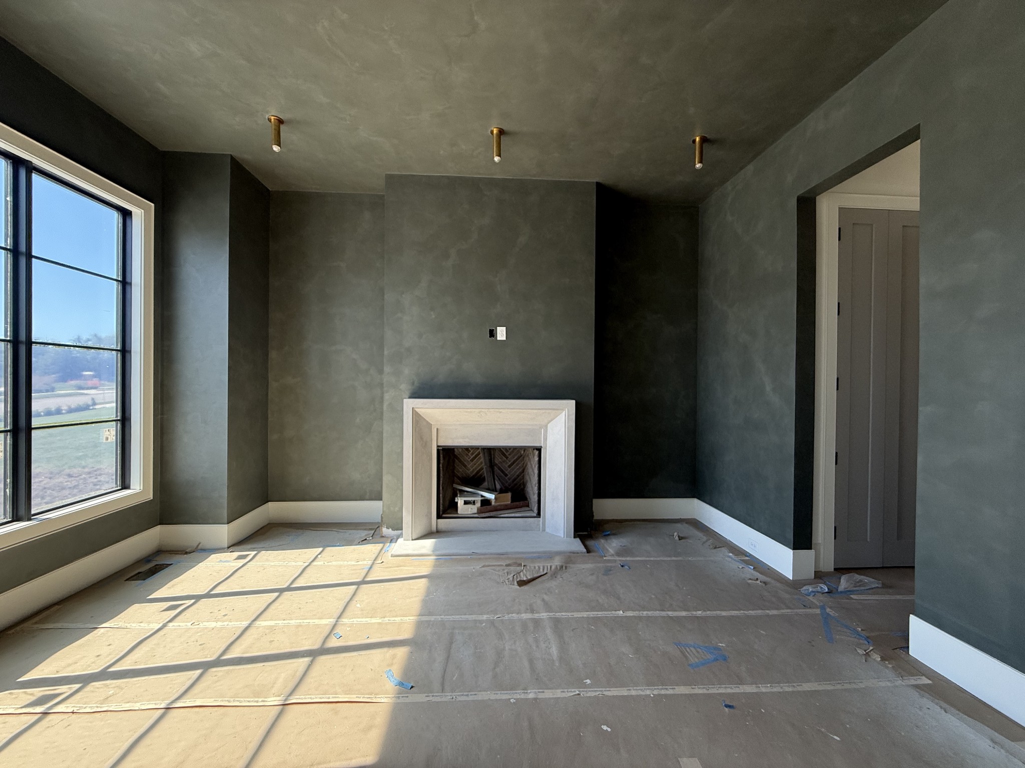 8128 Boiling Springs Pl