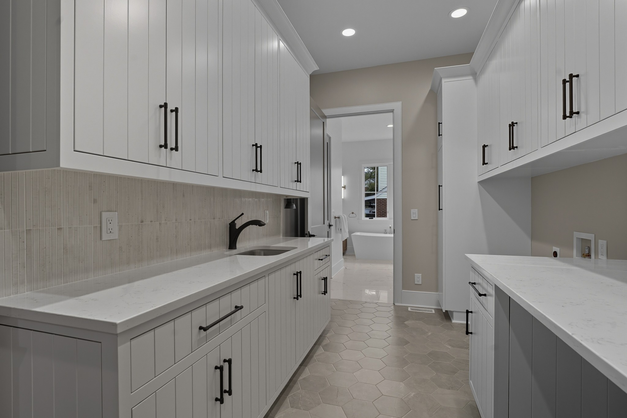 3618 General Bate Dr