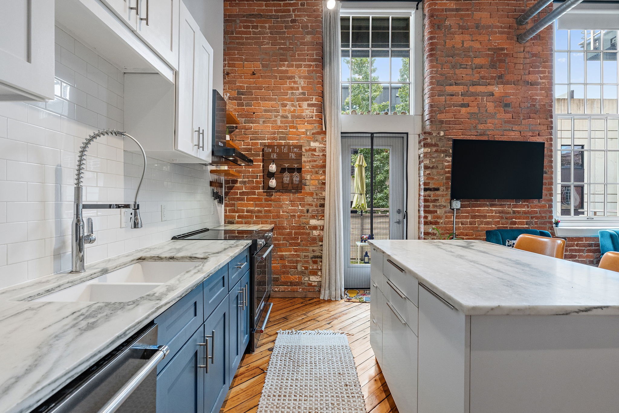 1350 Rosa Parks Blvd Unit: 367