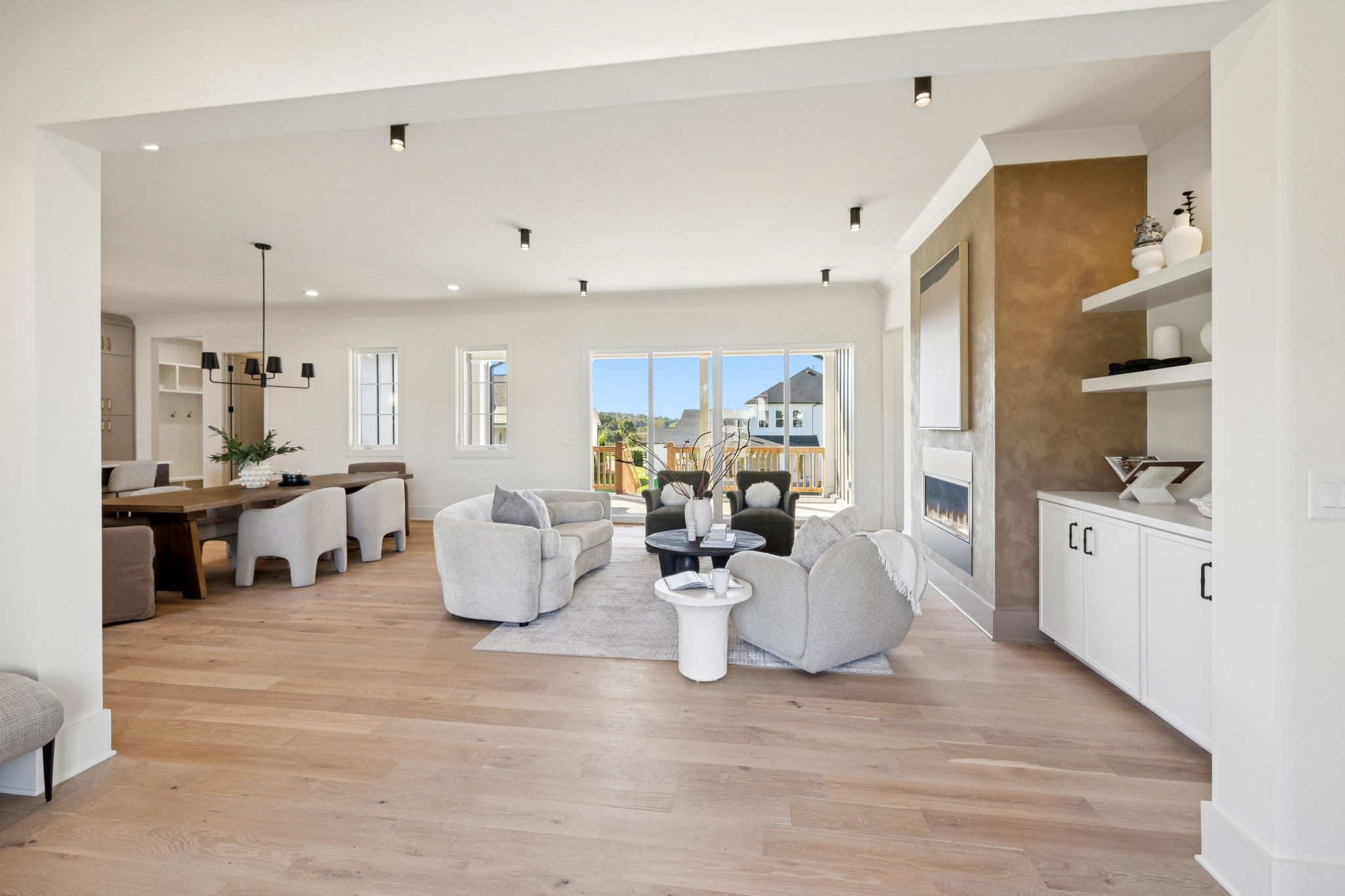 3038 Lilybelle Ct