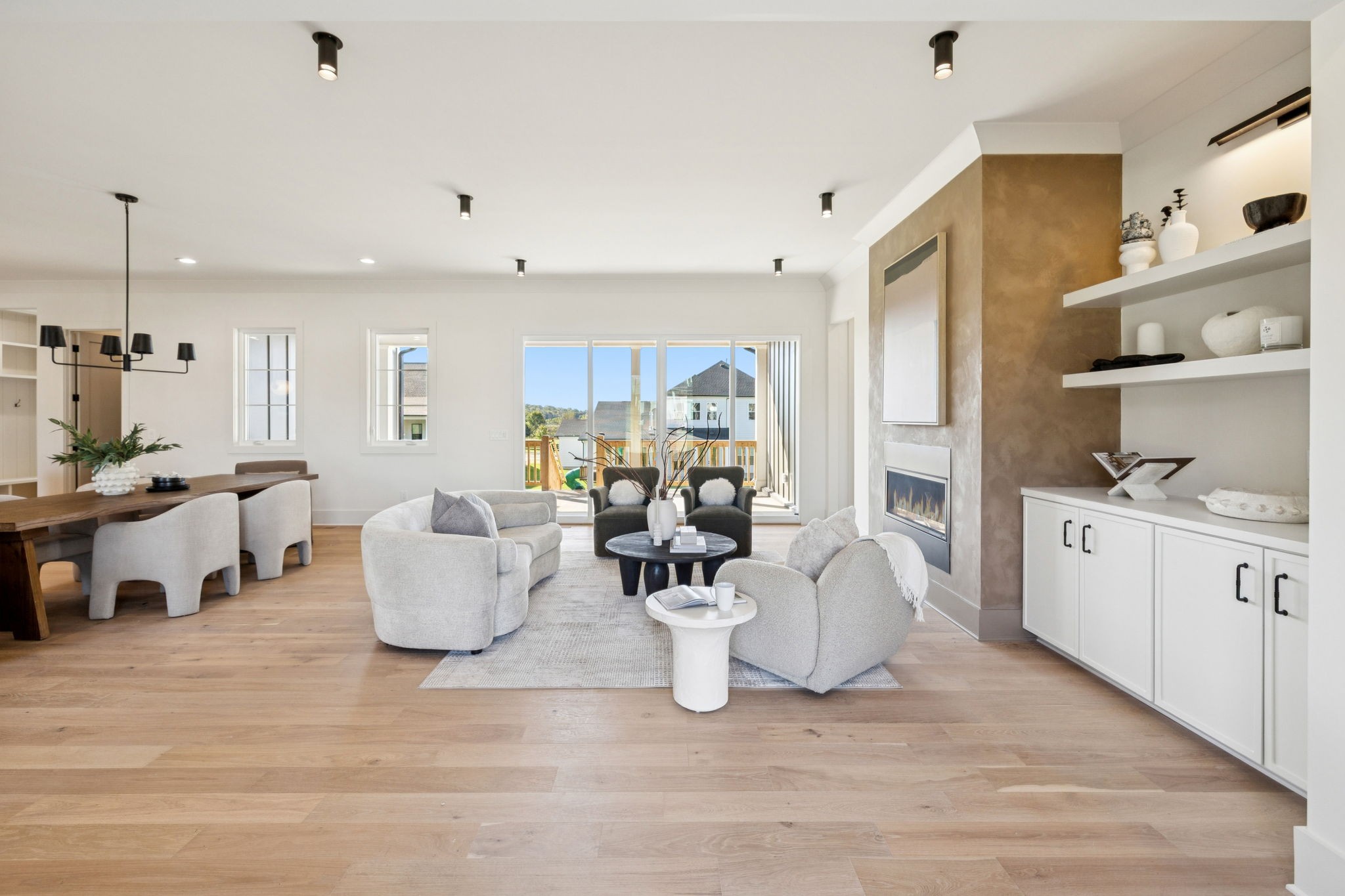 3038 Lilybelle Ct