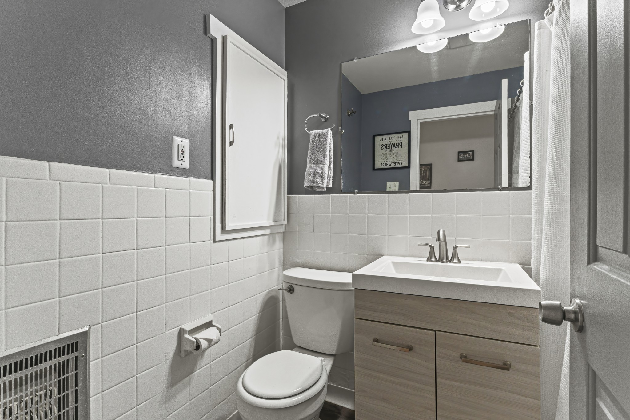 201 Acklen Park Dr Unit: 1