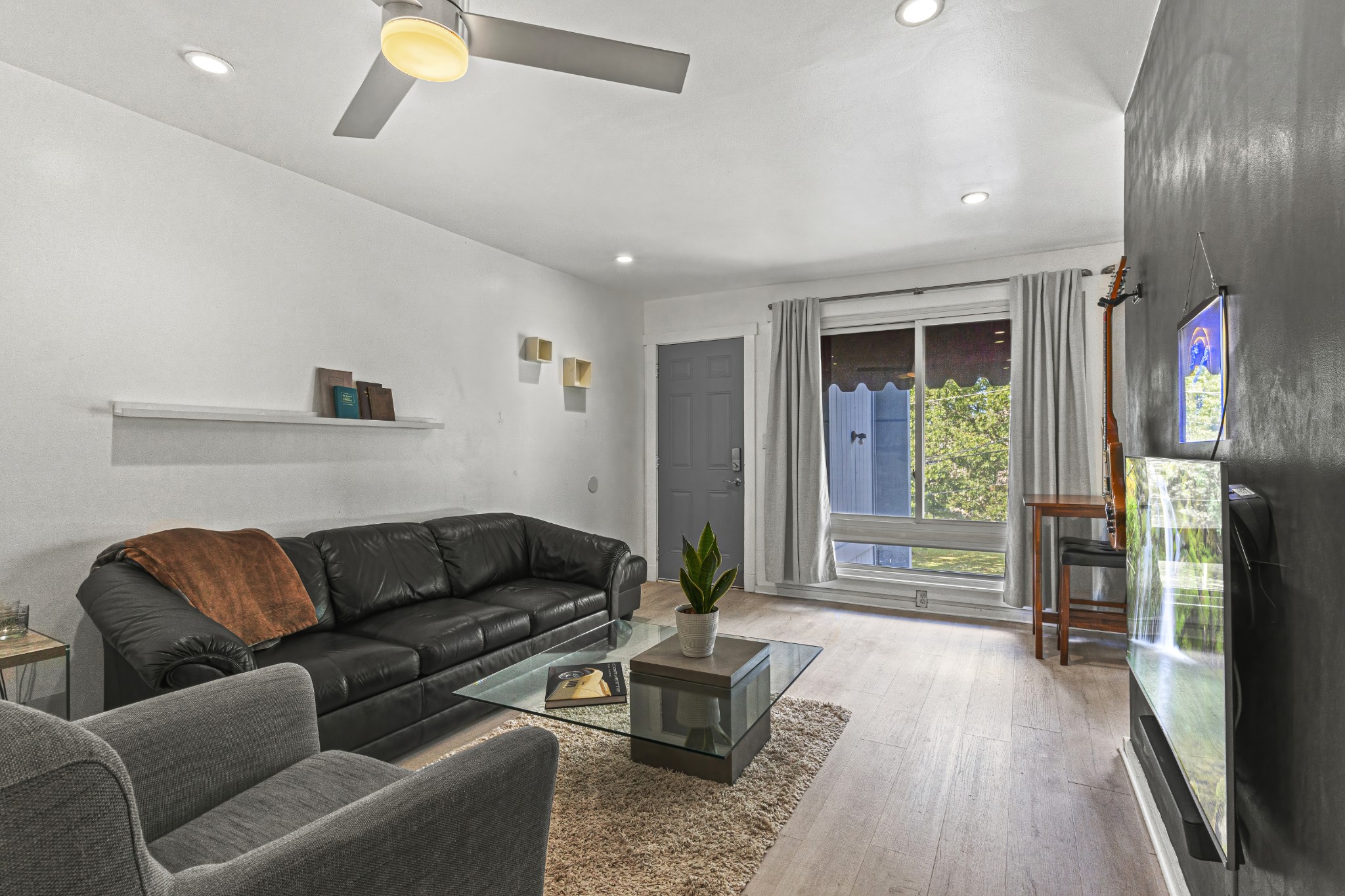 201 Acklen Park Dr Unit: 1