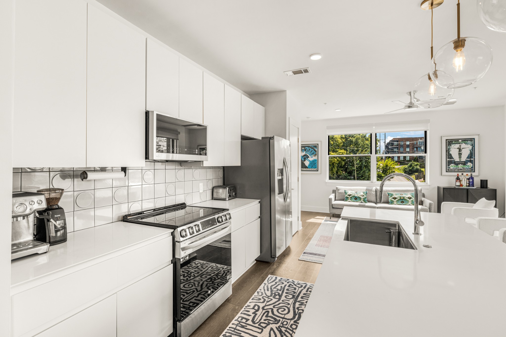 1260 Martin St Unit: 303