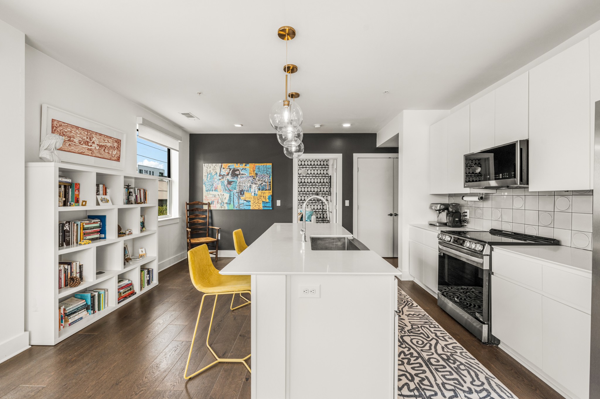 1260 Martin St Unit: 303