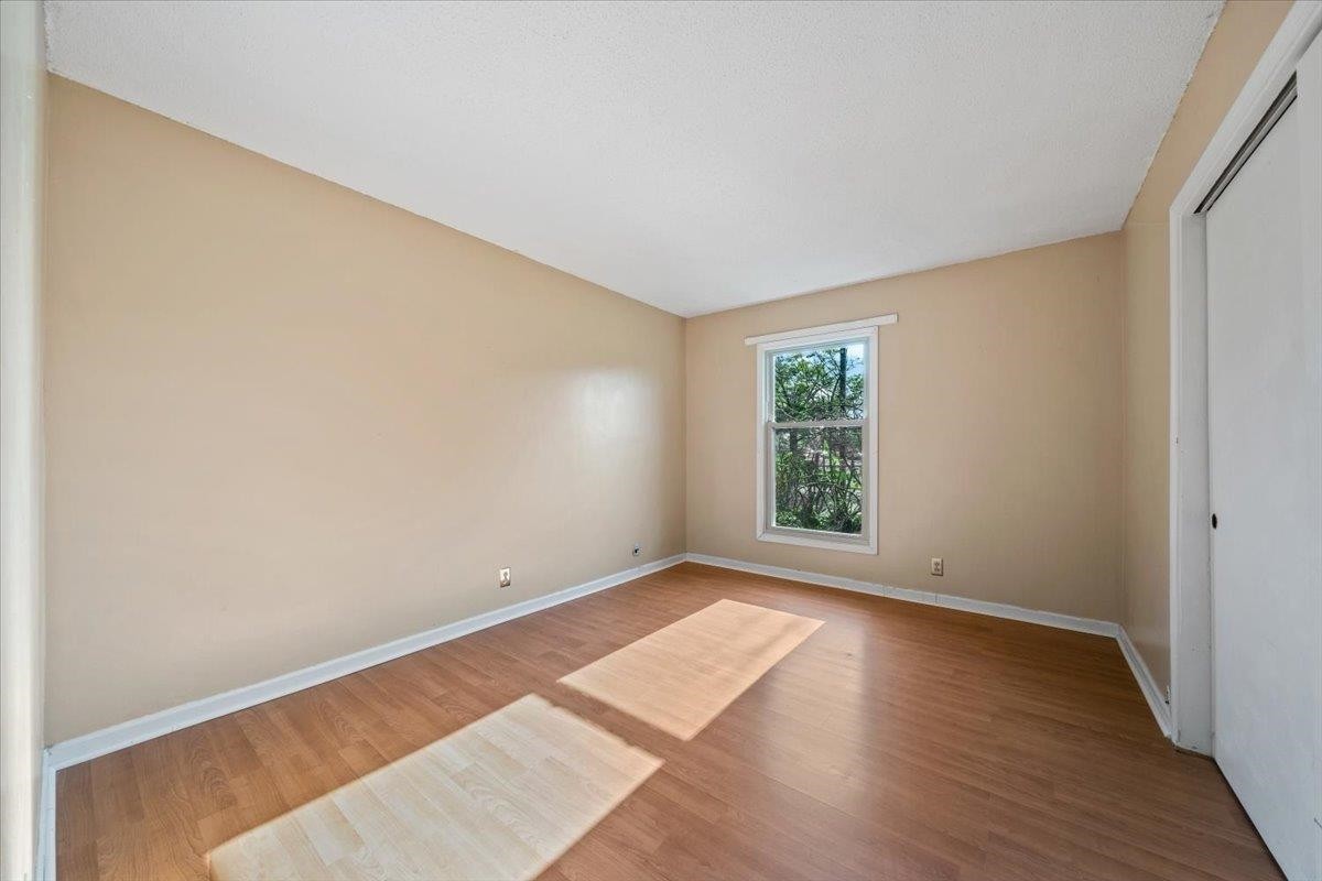 5920 JULIAN CT Unit: 4