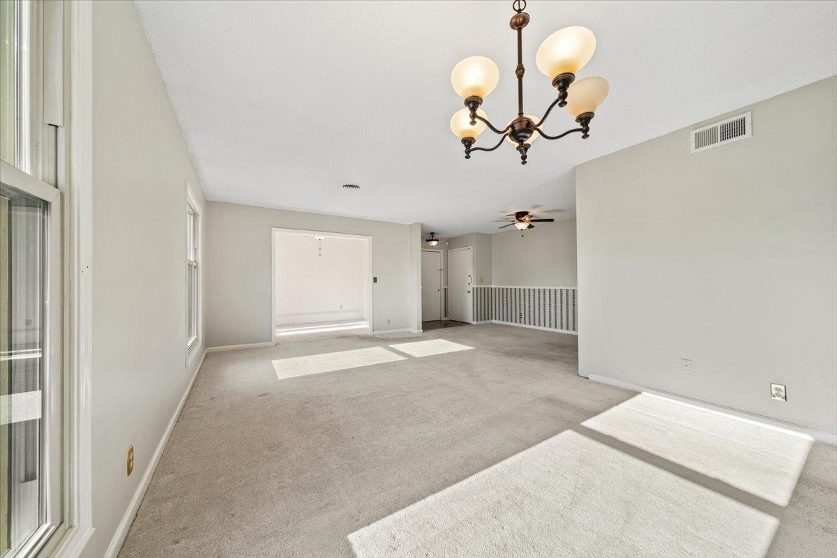 5920 JULIAN CT Unit: 4