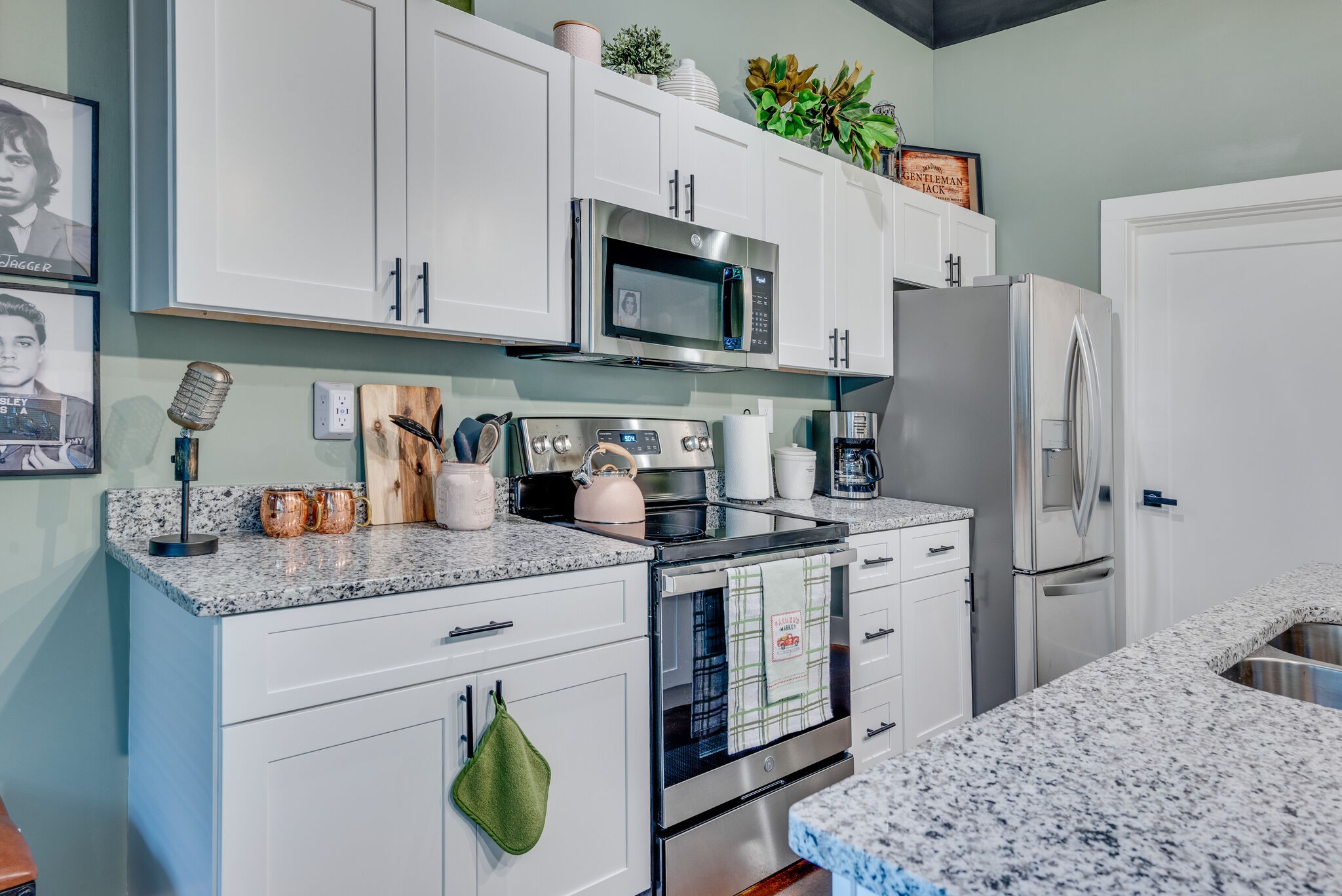 293 Plus Park Unit: #218