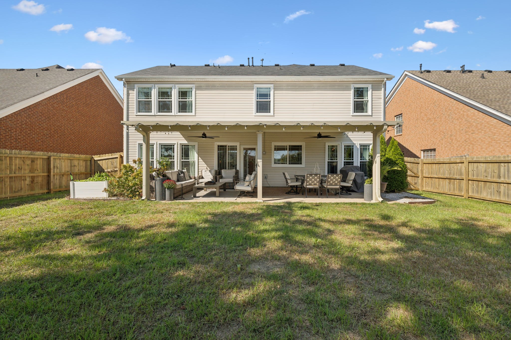 5836 Sterling Oaks Dr