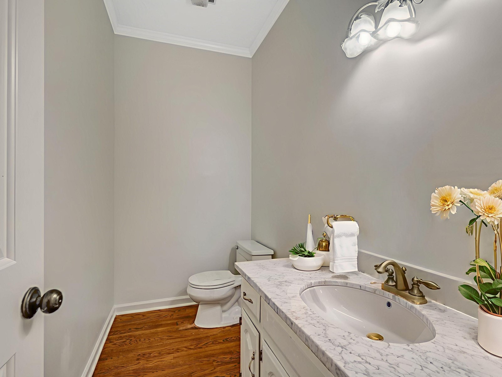 2112 Shannon Dr