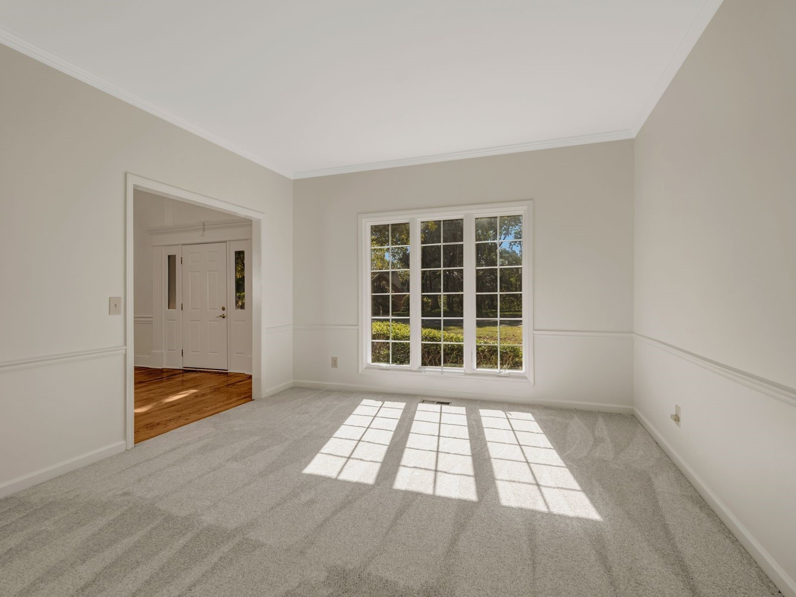 2112 Shannon Dr