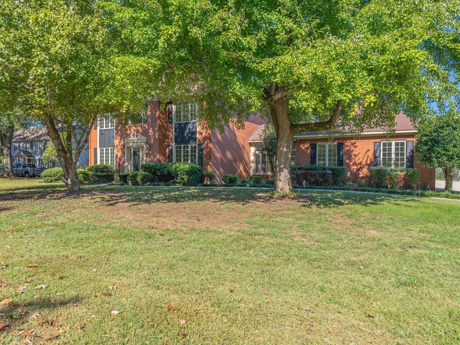 2112 Shannon Dr