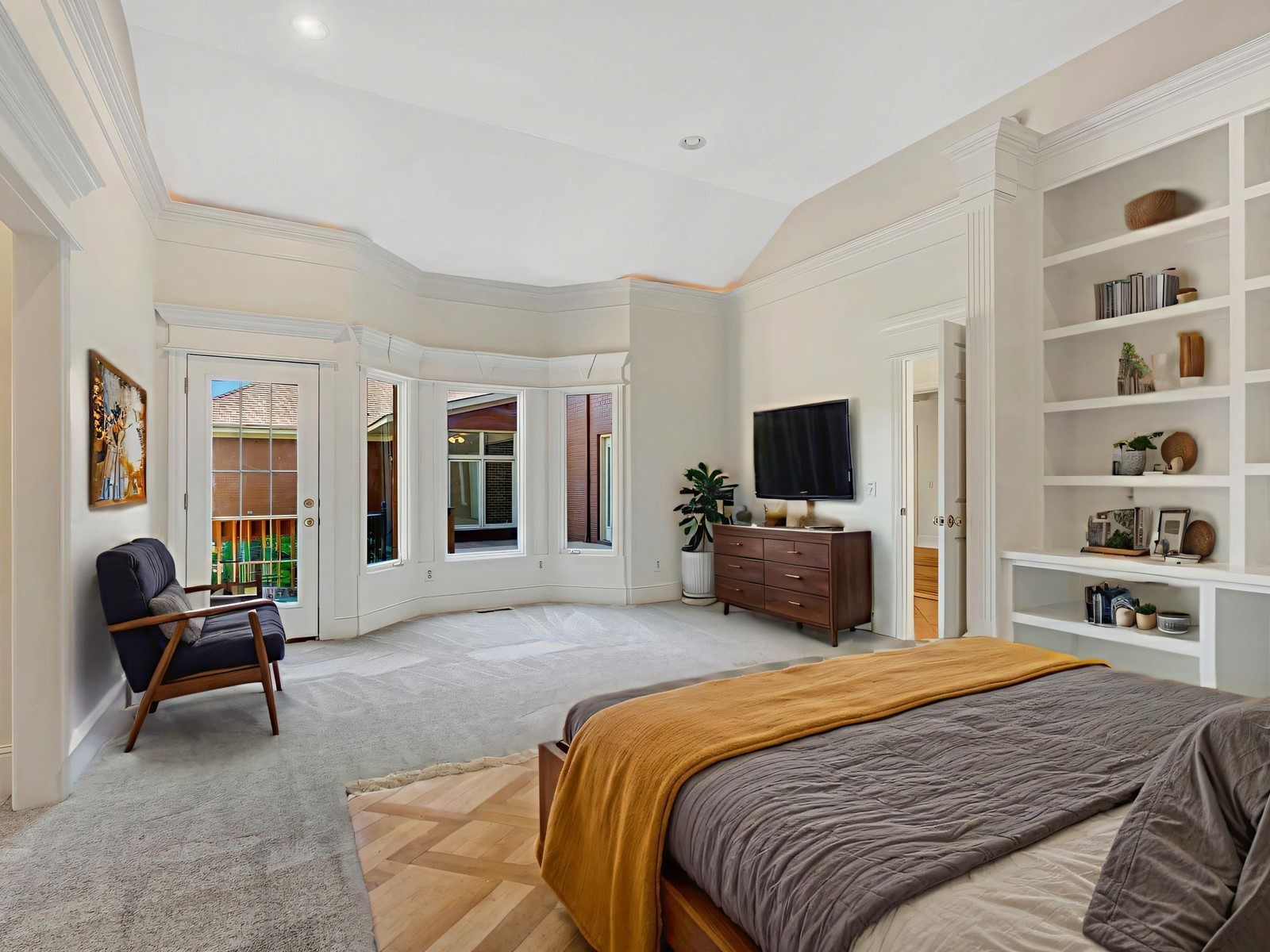 2112 Shannon Dr