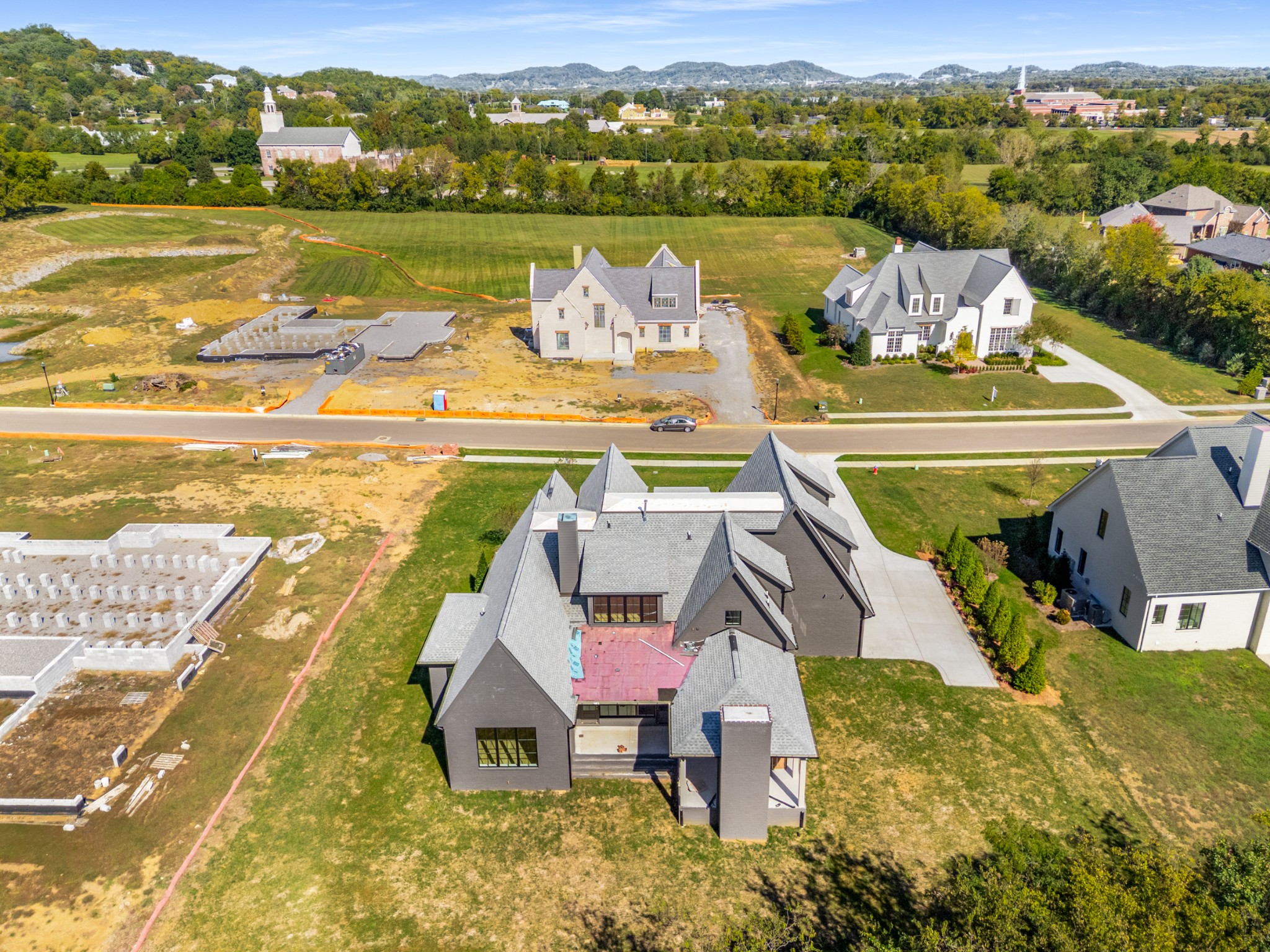 6033 Frazier Park Ln