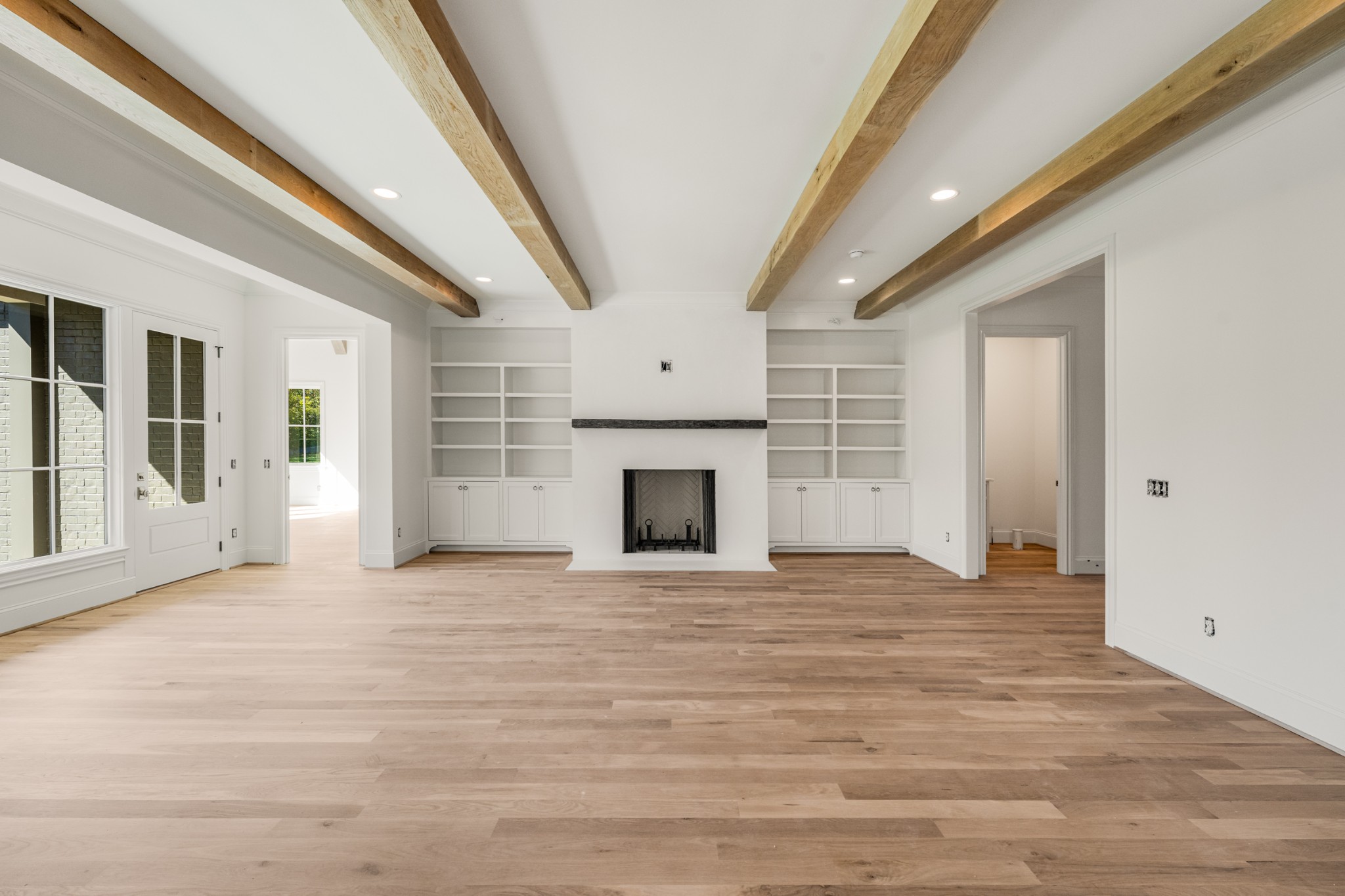 6033 Frazier Park Ln