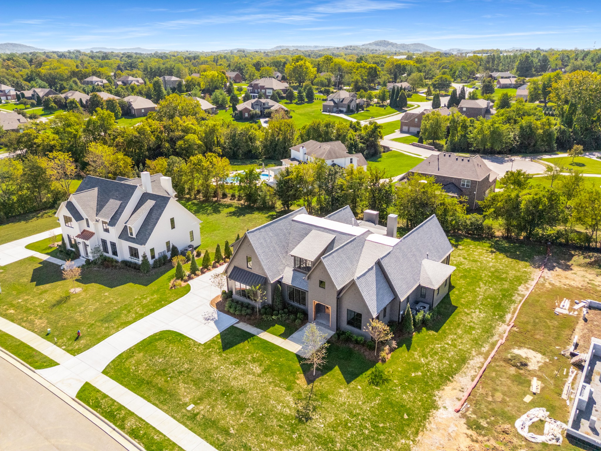 6033 Frazier Park Ln