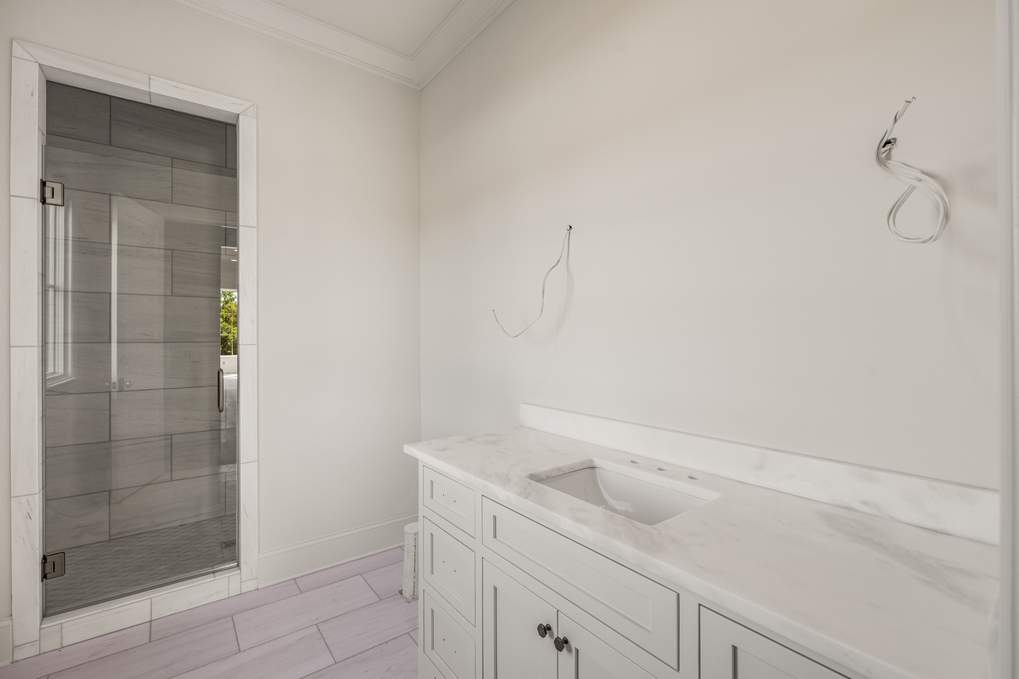 6033 Frazier Park Ln