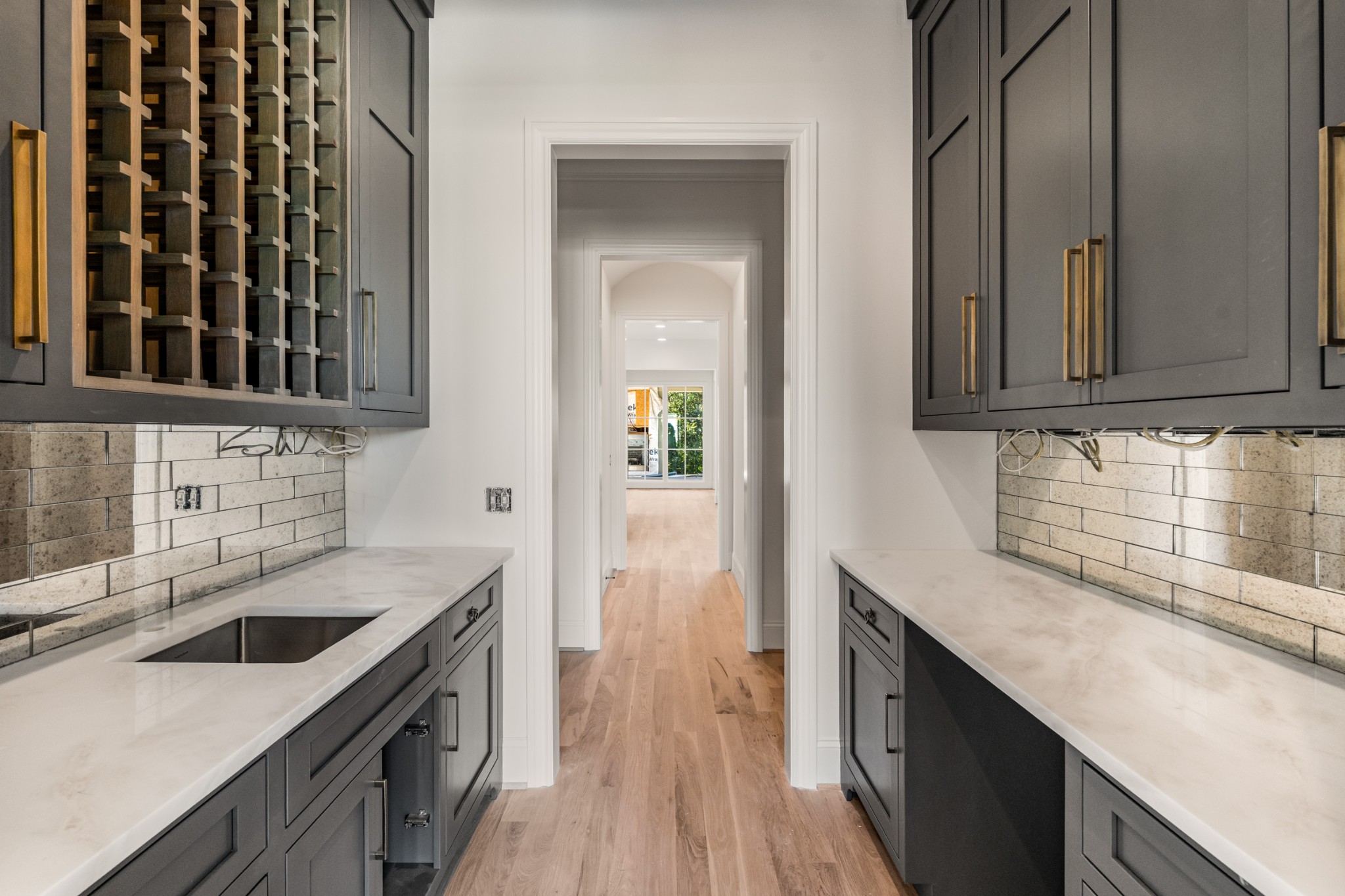 6033 Frazier Park Ln