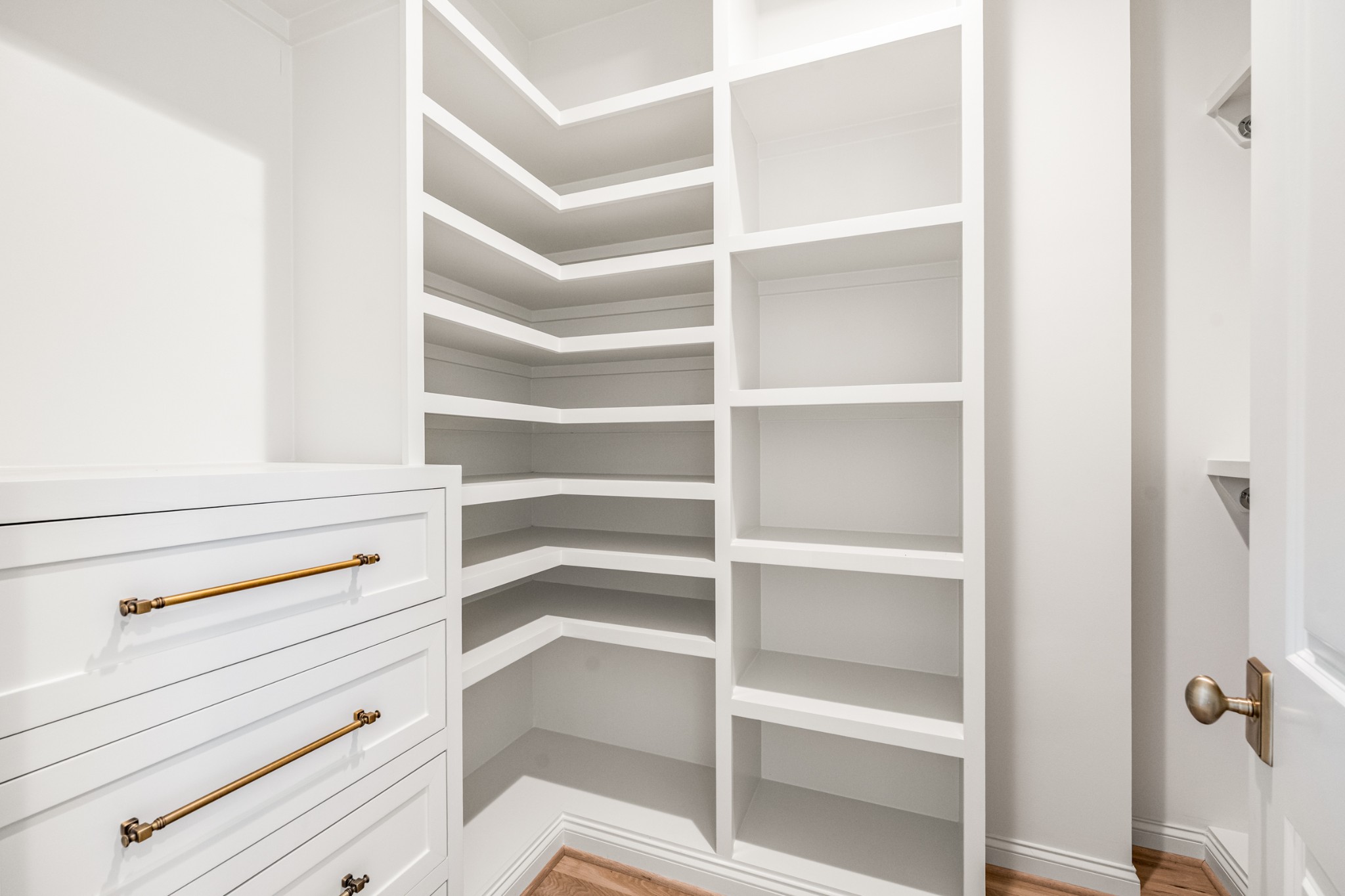 6033 Frazier Park Ln