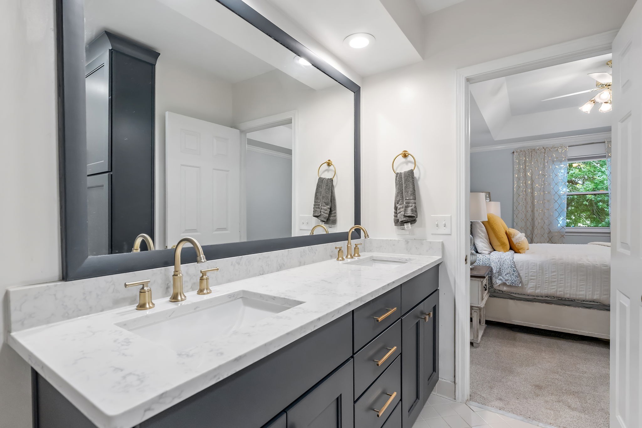 8954 Sawyer Brown Road