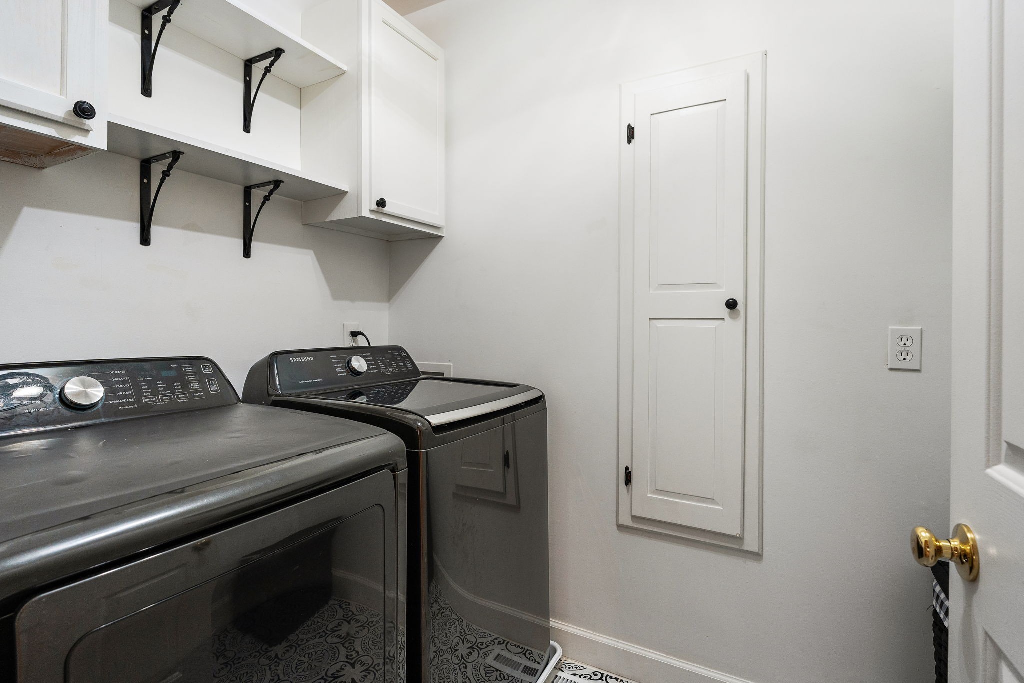 8954 Sawyer Brown Road