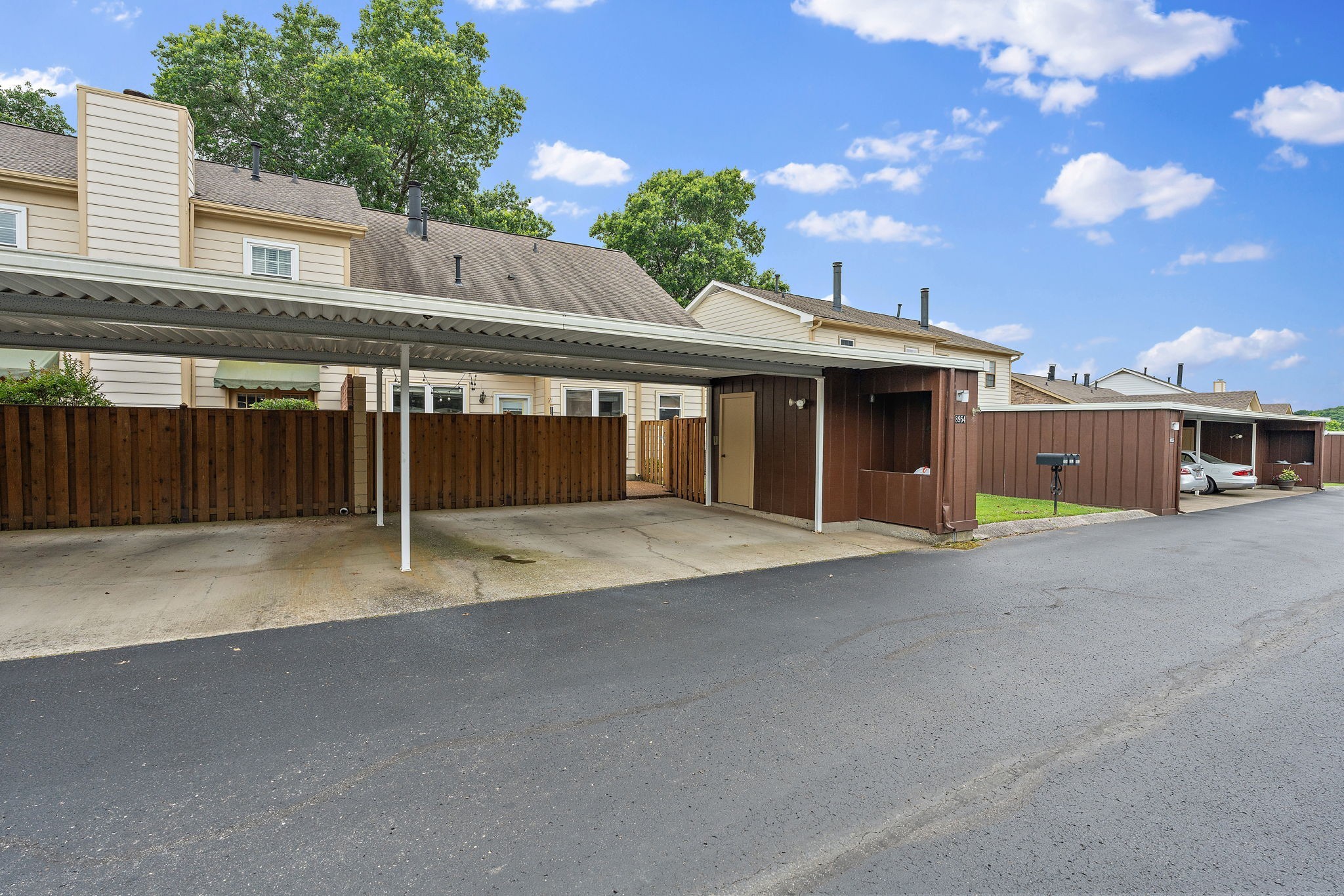 8954 Sawyer Brown Road