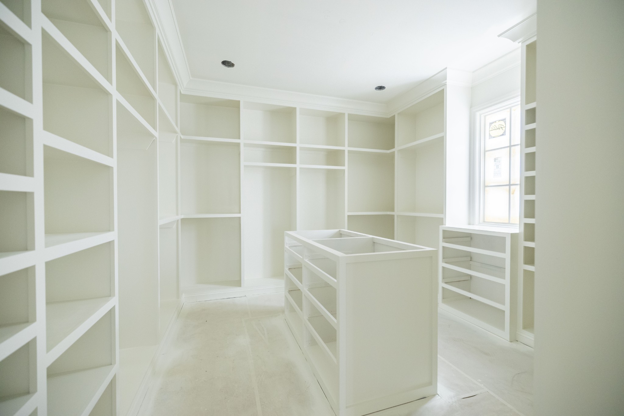 6032 Frazier Park Ln