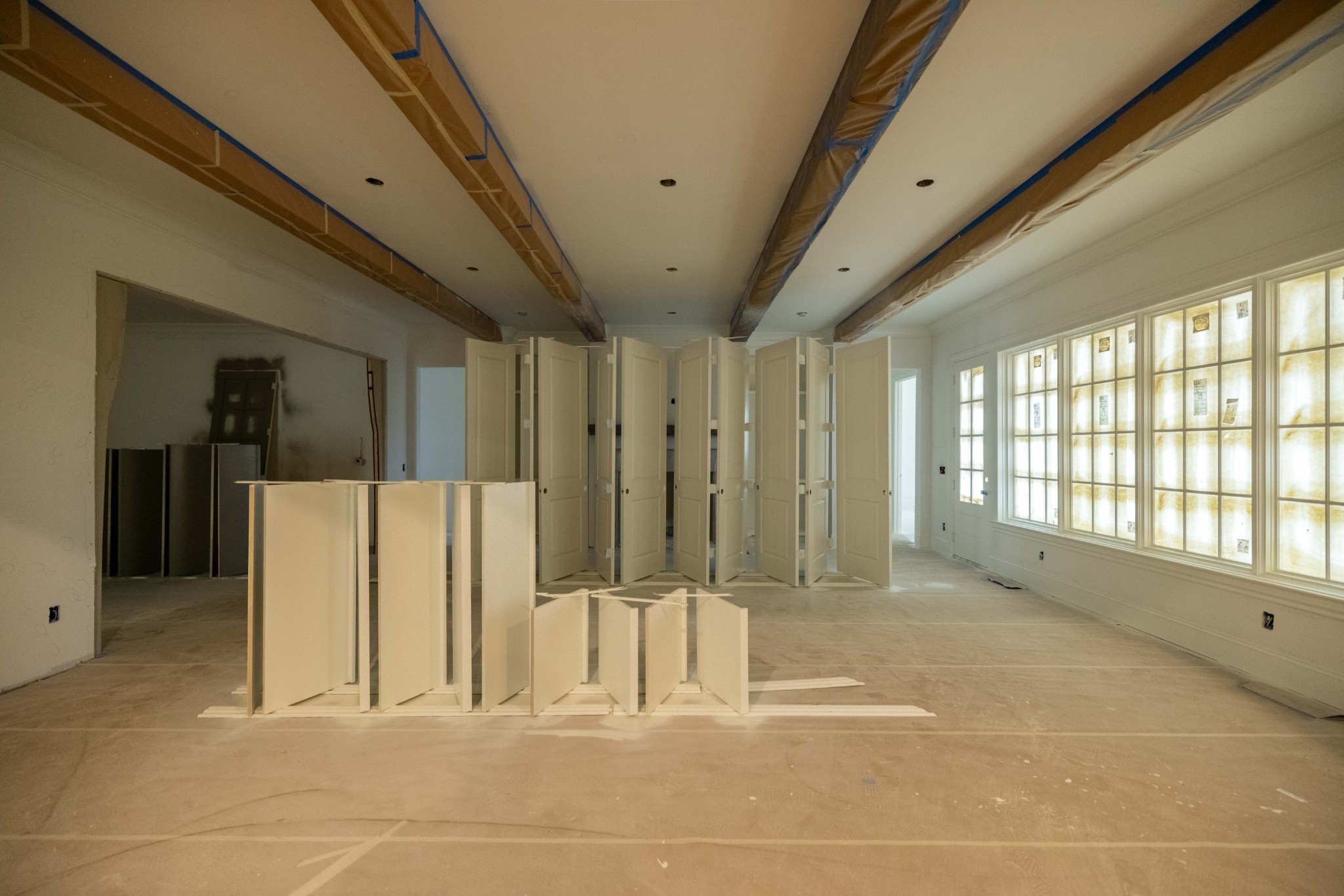 6032 Frazier Park Ln