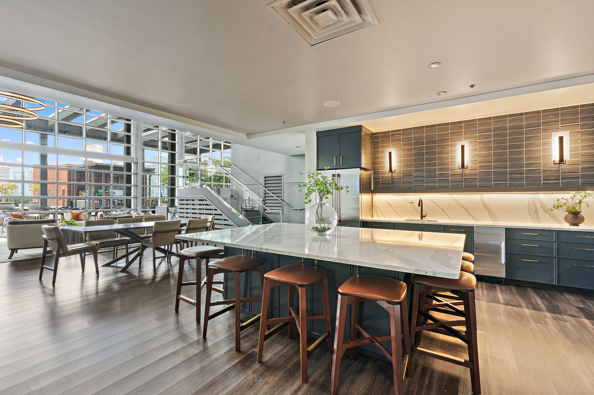 600 12th Ave S Unit: 1708