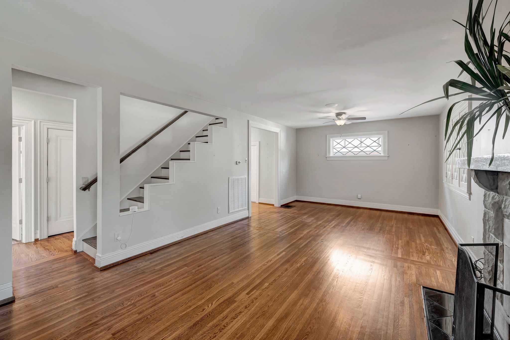 3605 Meadowbrook Ave