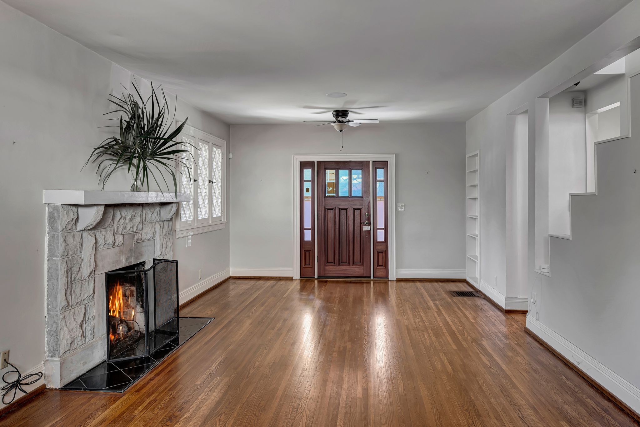 3605 Meadowbrook Ave