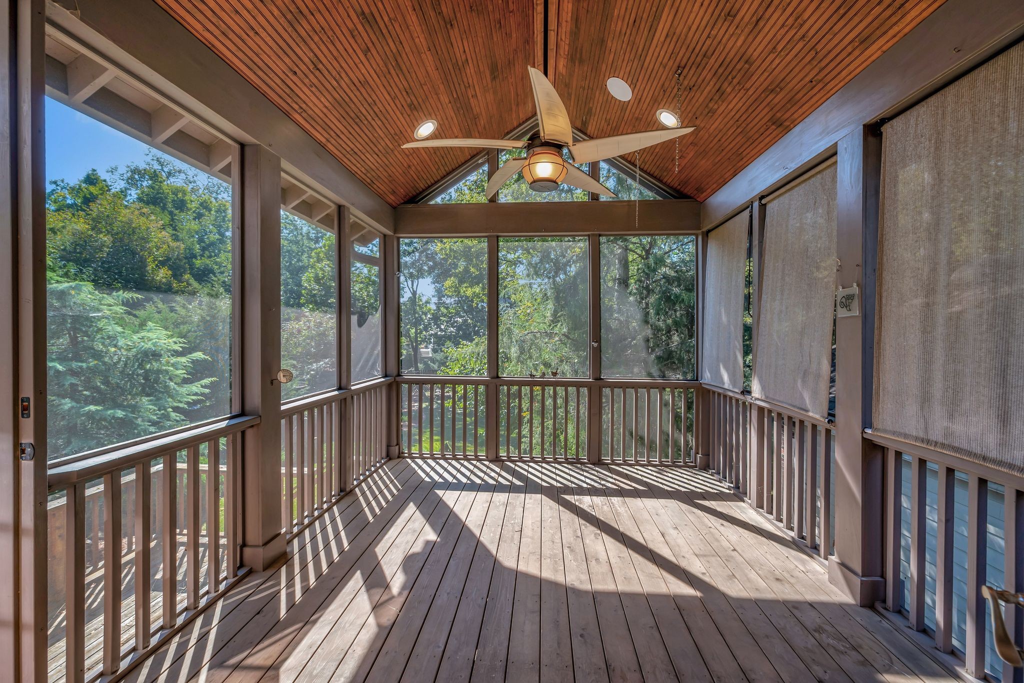 3605 Meadowbrook Ave