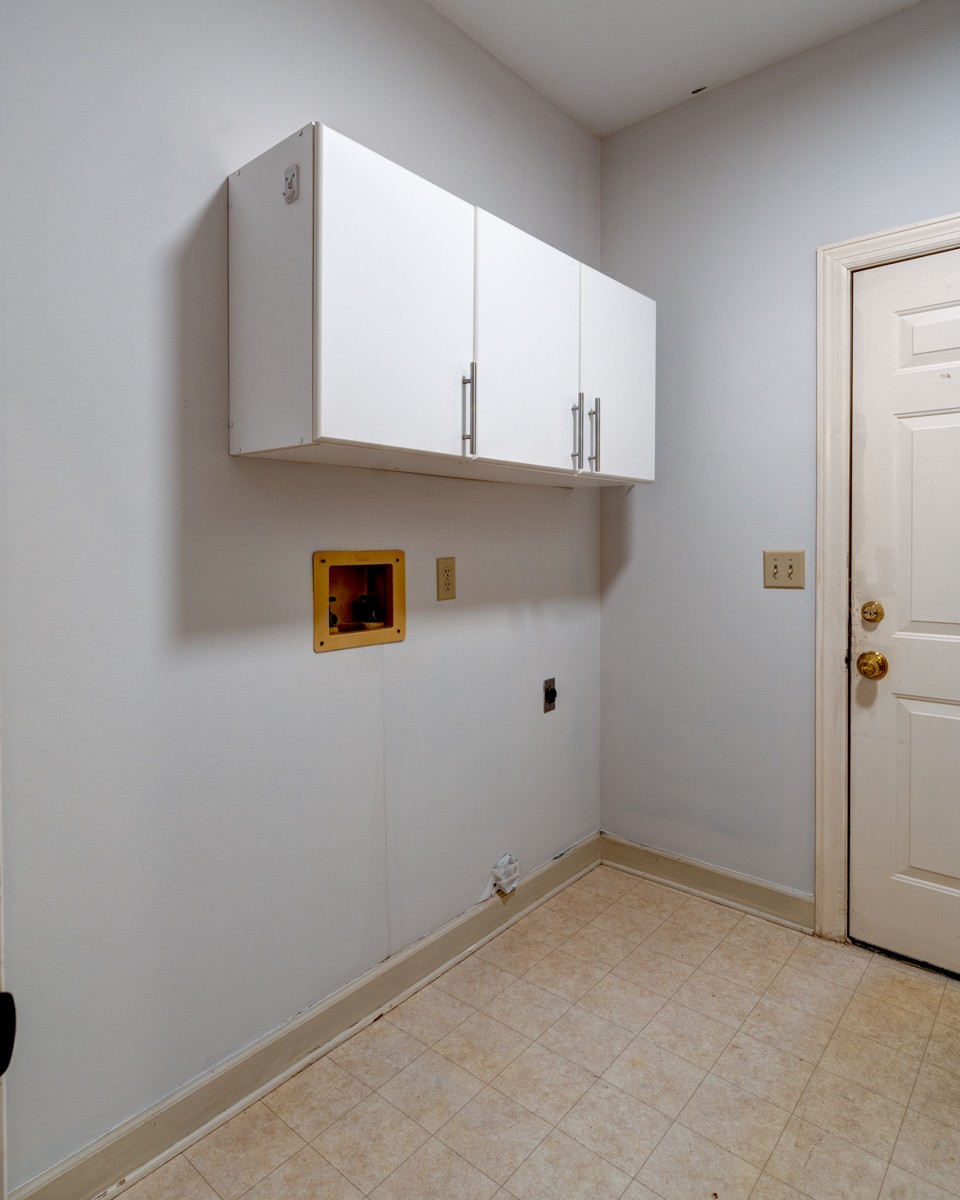 60 Ravenwood Hills Cir