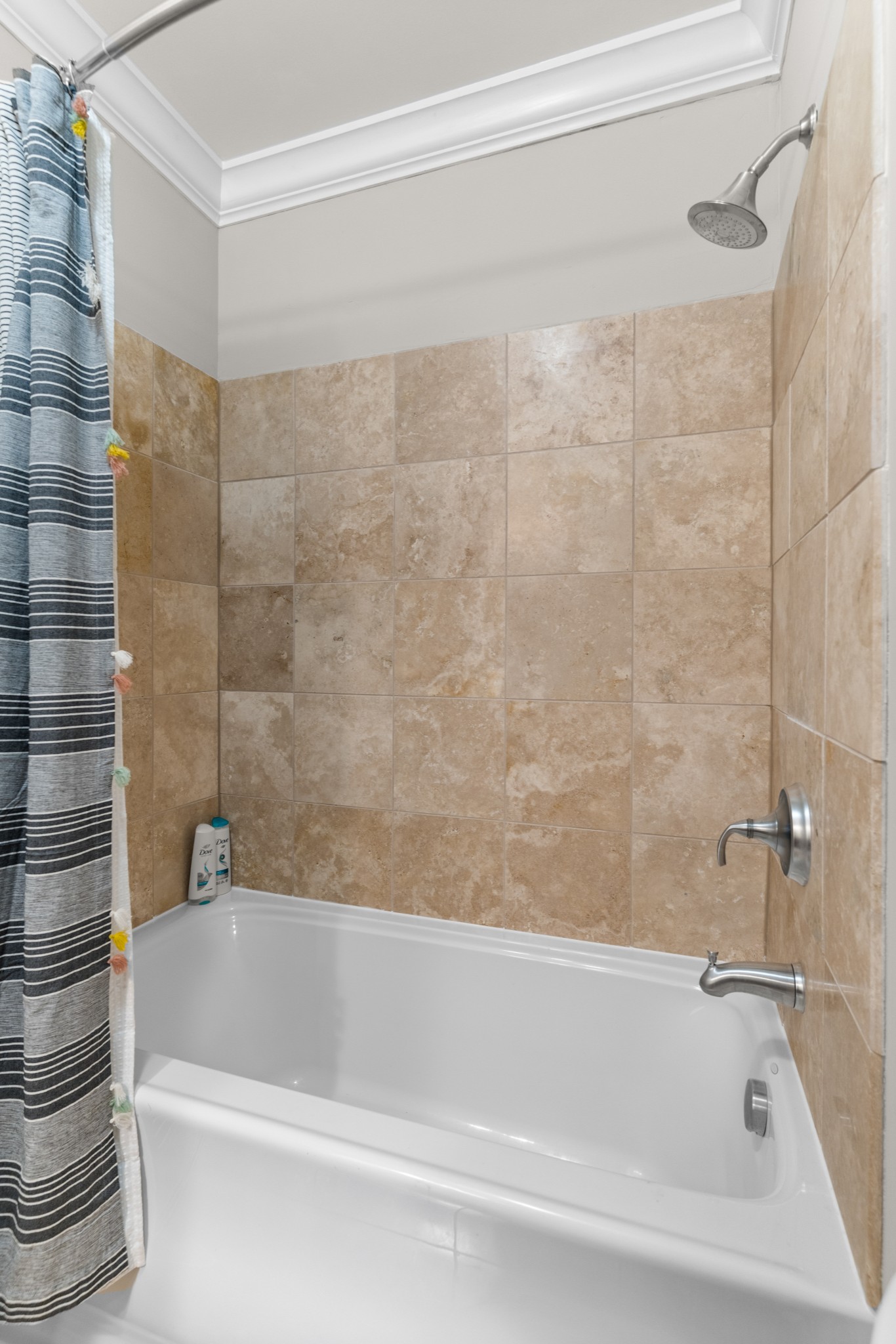 400 Warioto Way Unit: 809