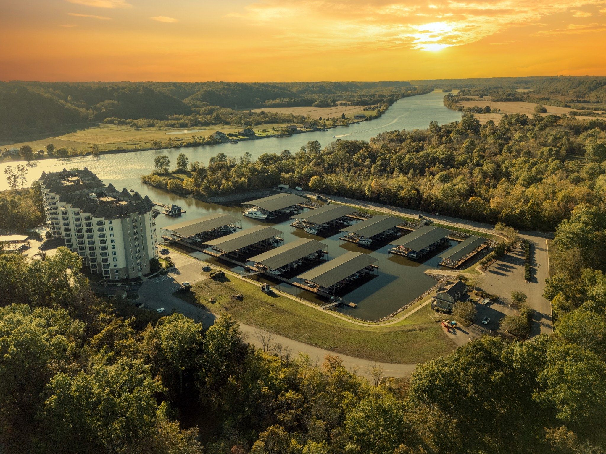 400 Warioto Way Unit: 809