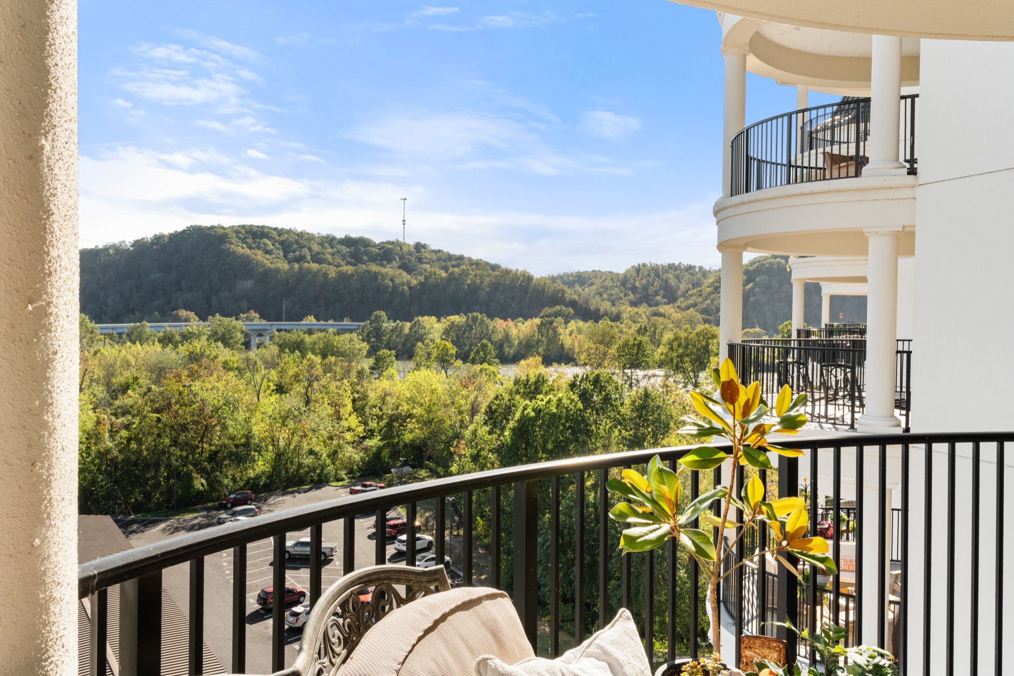 400 Warioto Way Unit: 809