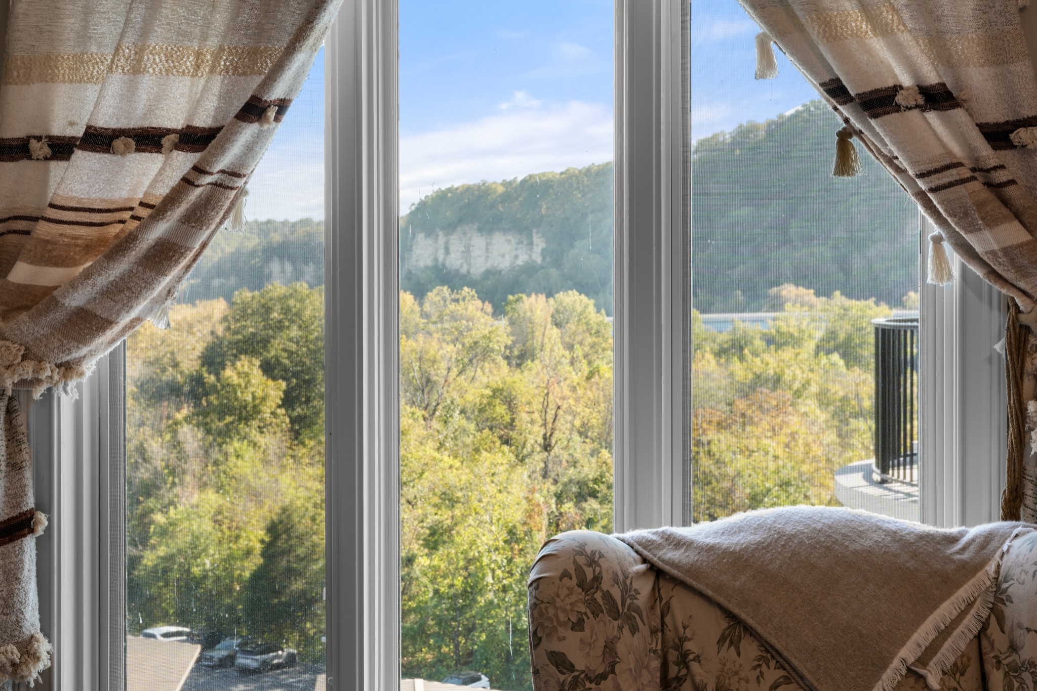 400 Warioto Way Unit: 809