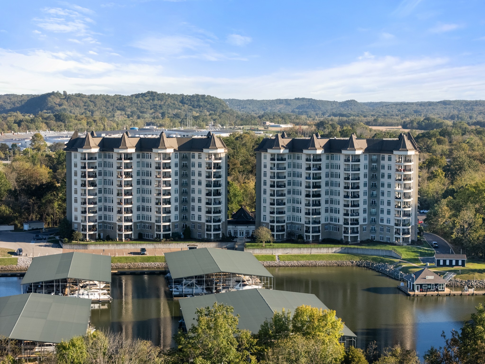 400 Warioto Way Unit: 809