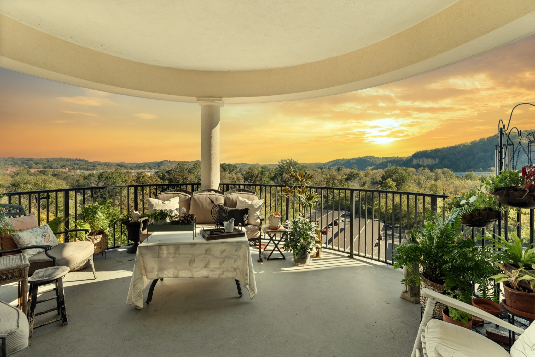 400 Warioto Way Unit: 809