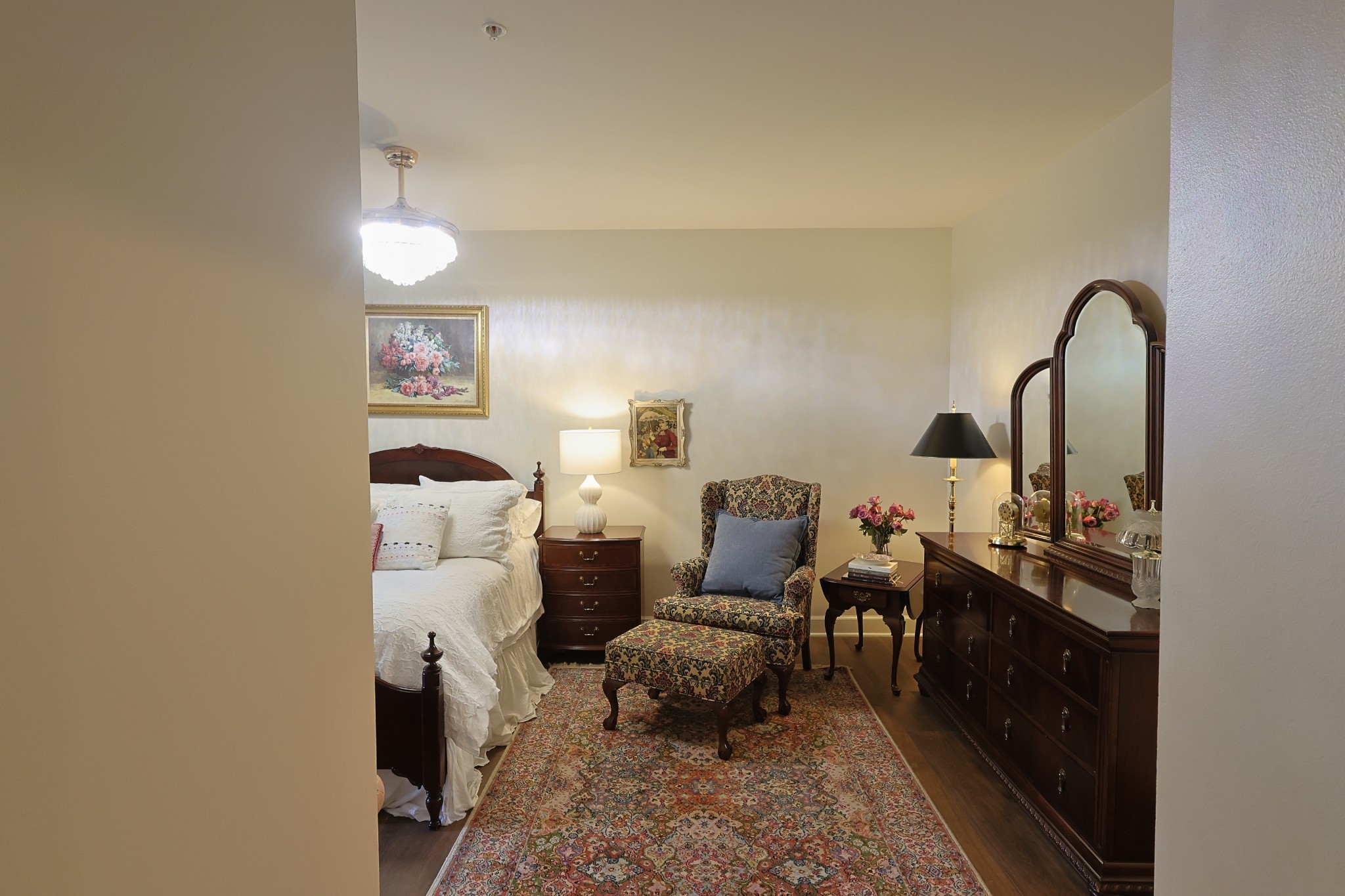 307 Seven Springs Way Unit: 304