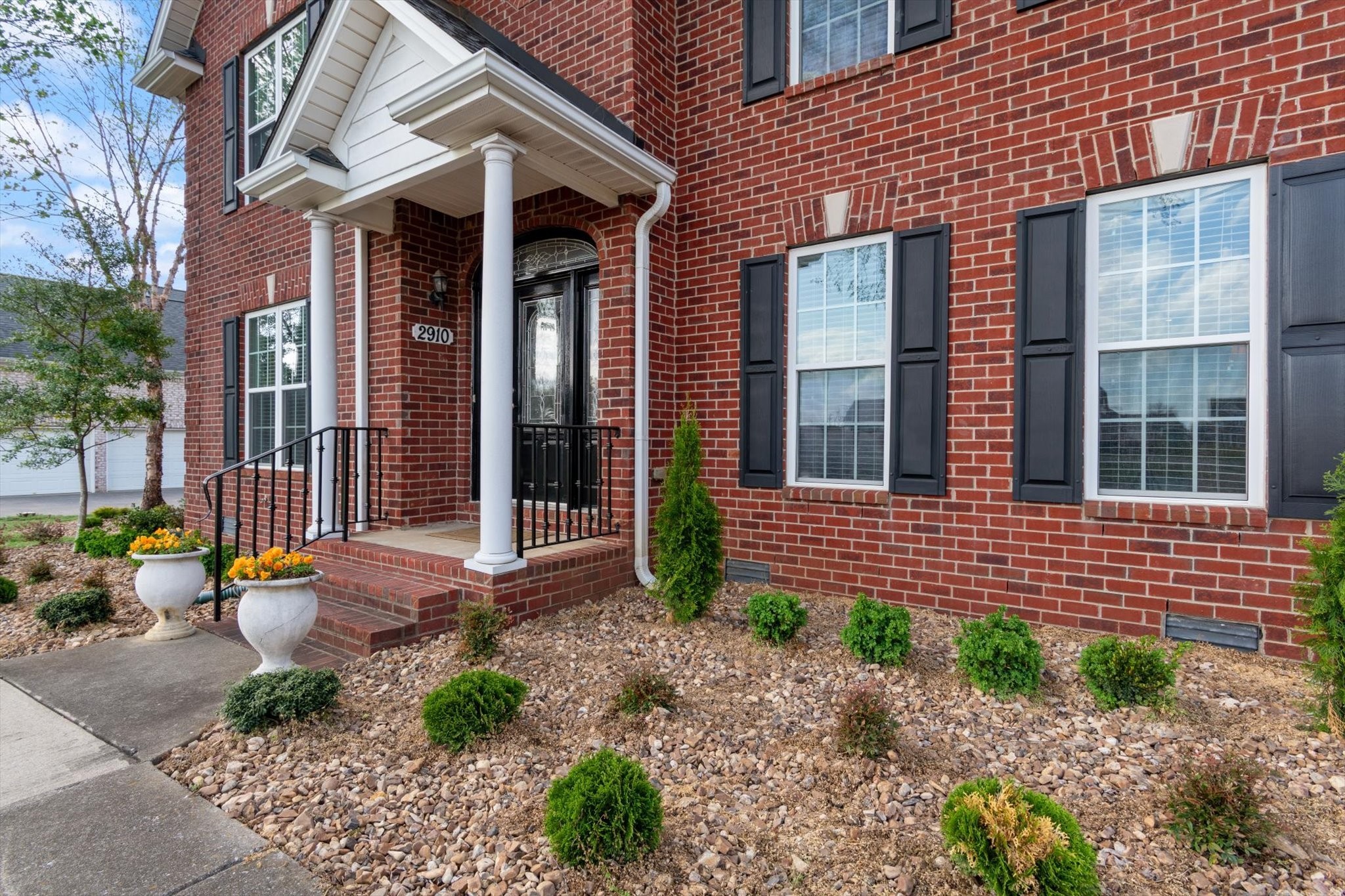 2910 Sulphur Springs Rd