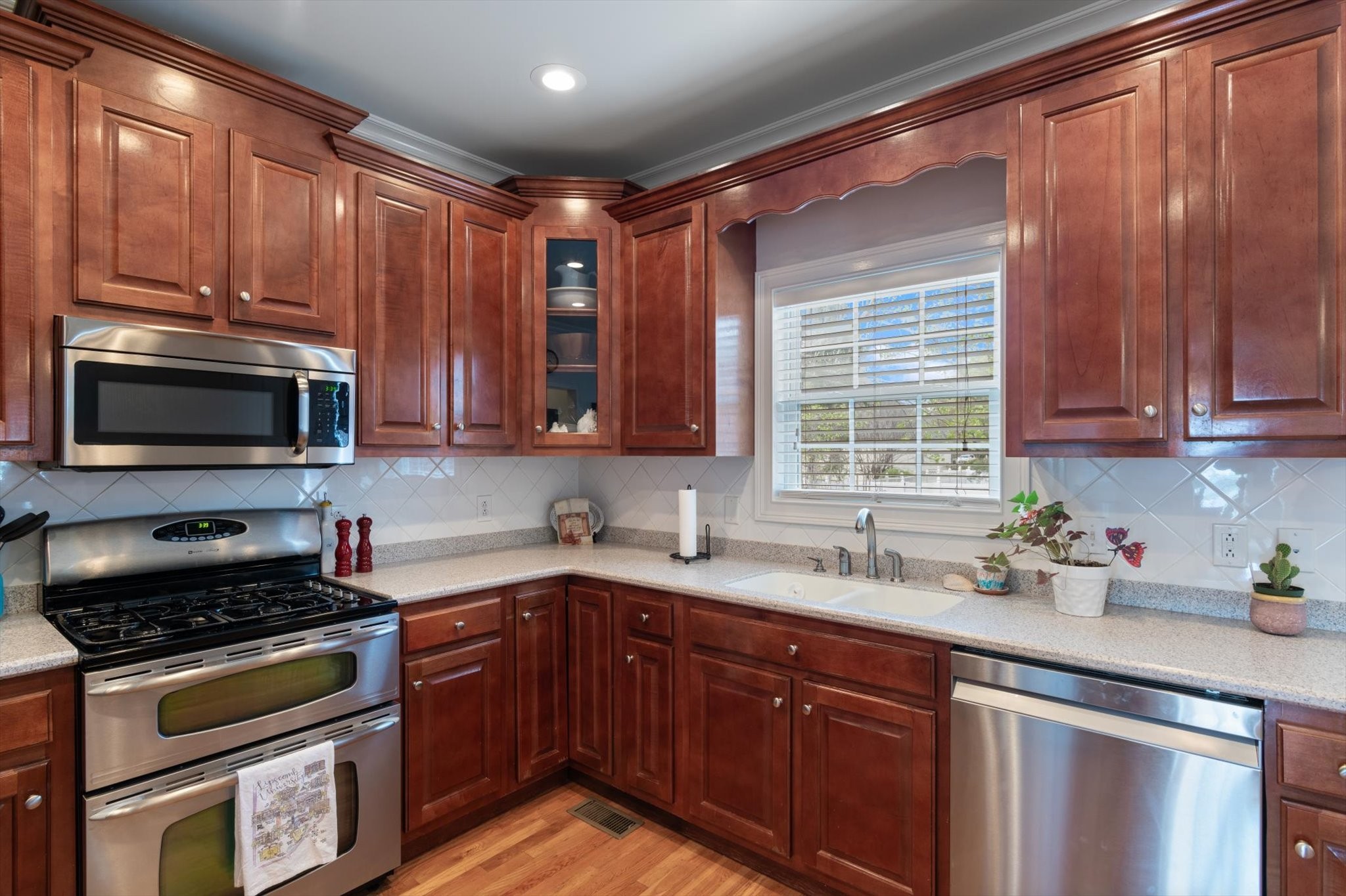 2910 Sulphur Springs Rd