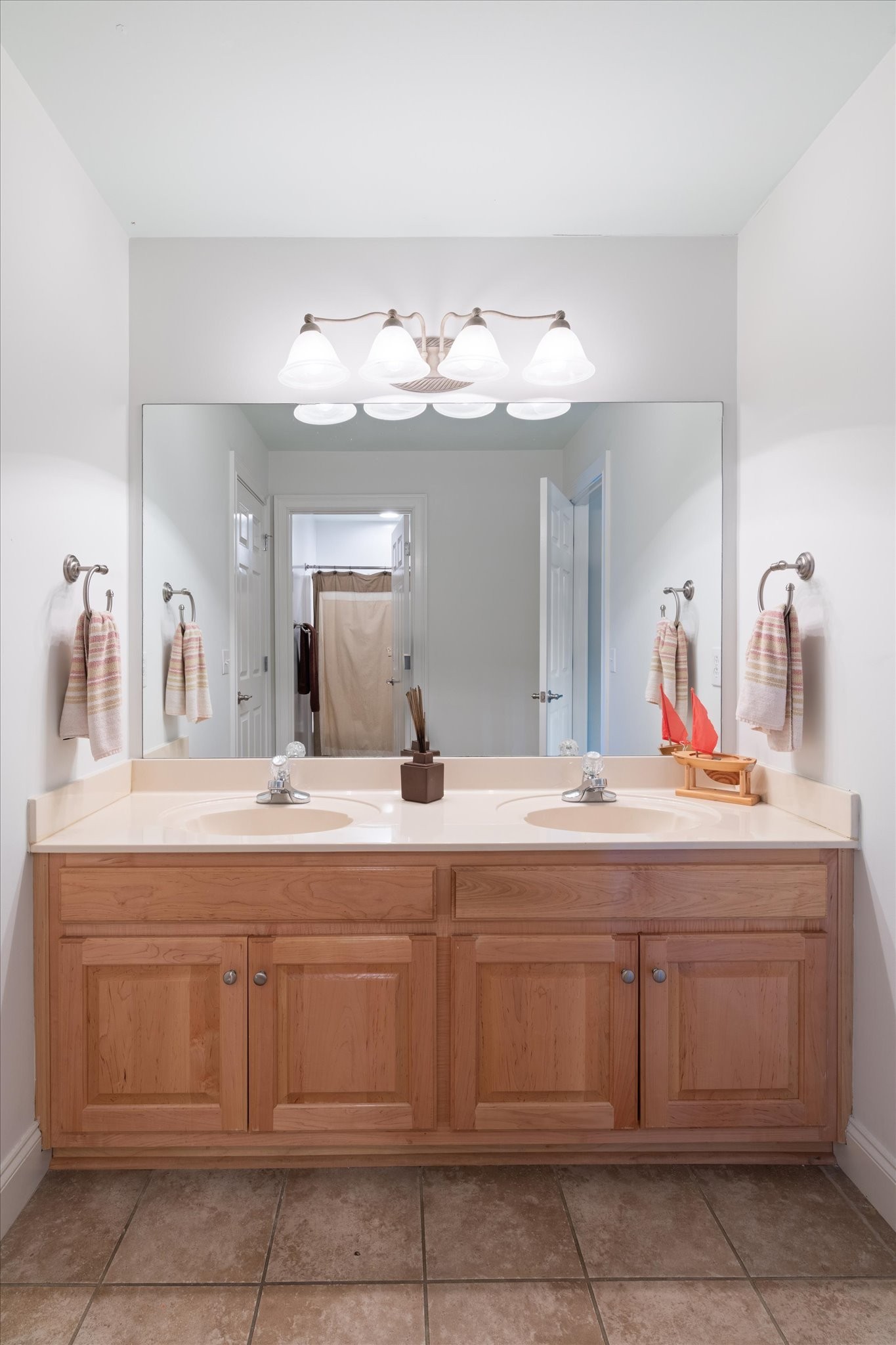 2910 Sulphur Springs Rd