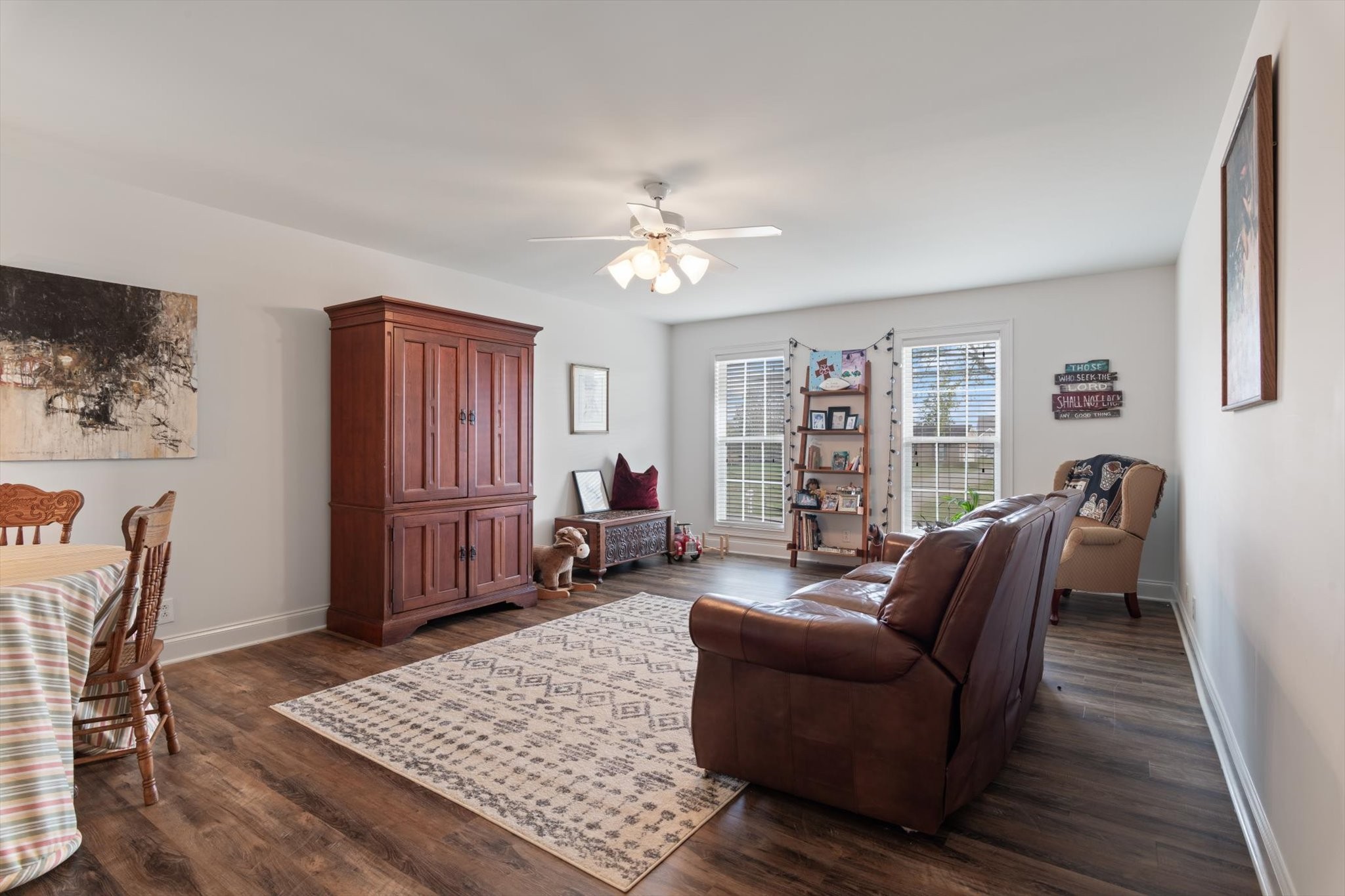 2910 Sulphur Springs Rd