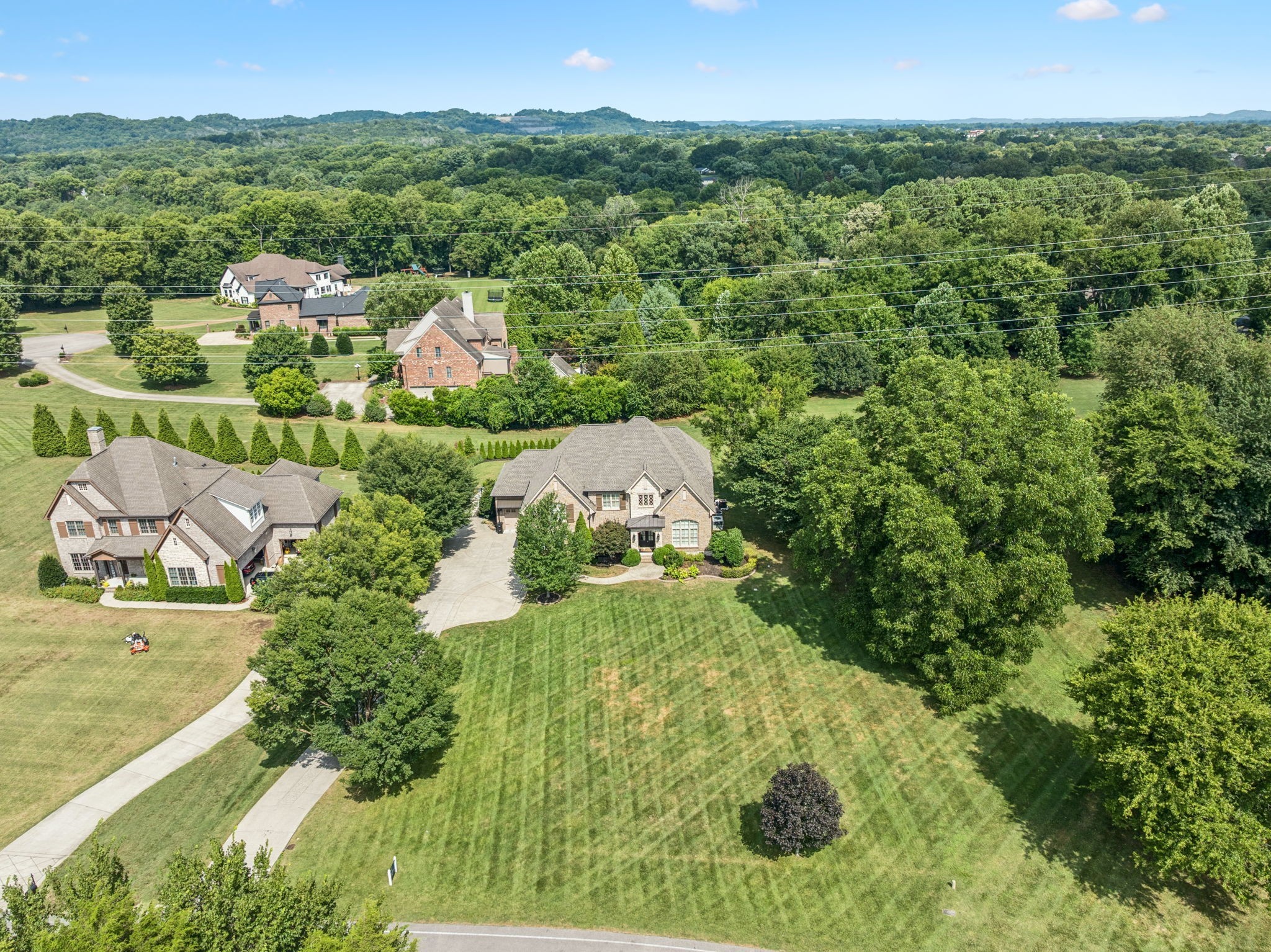 2433 Durham Manor Dr